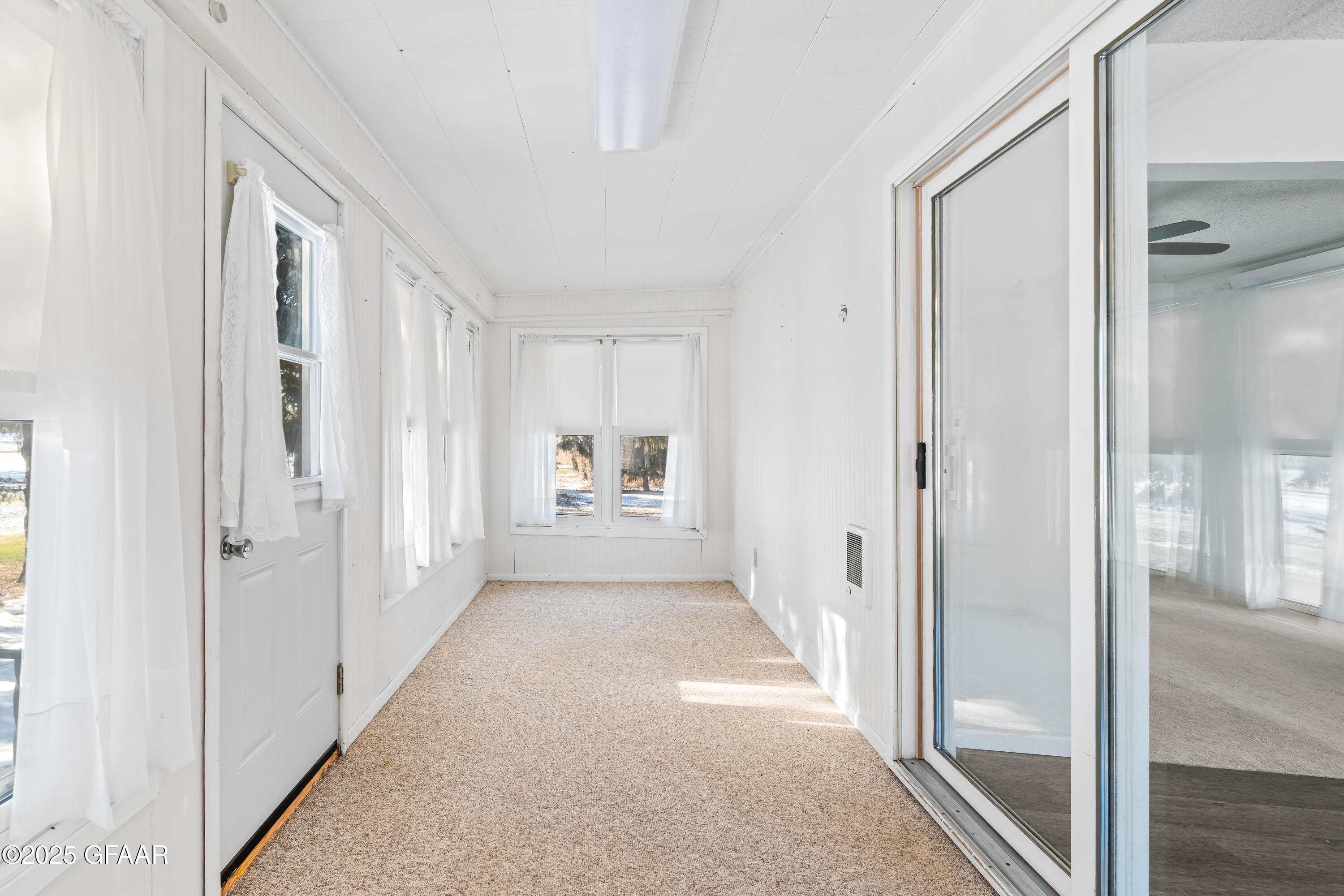 property viewer photo 21