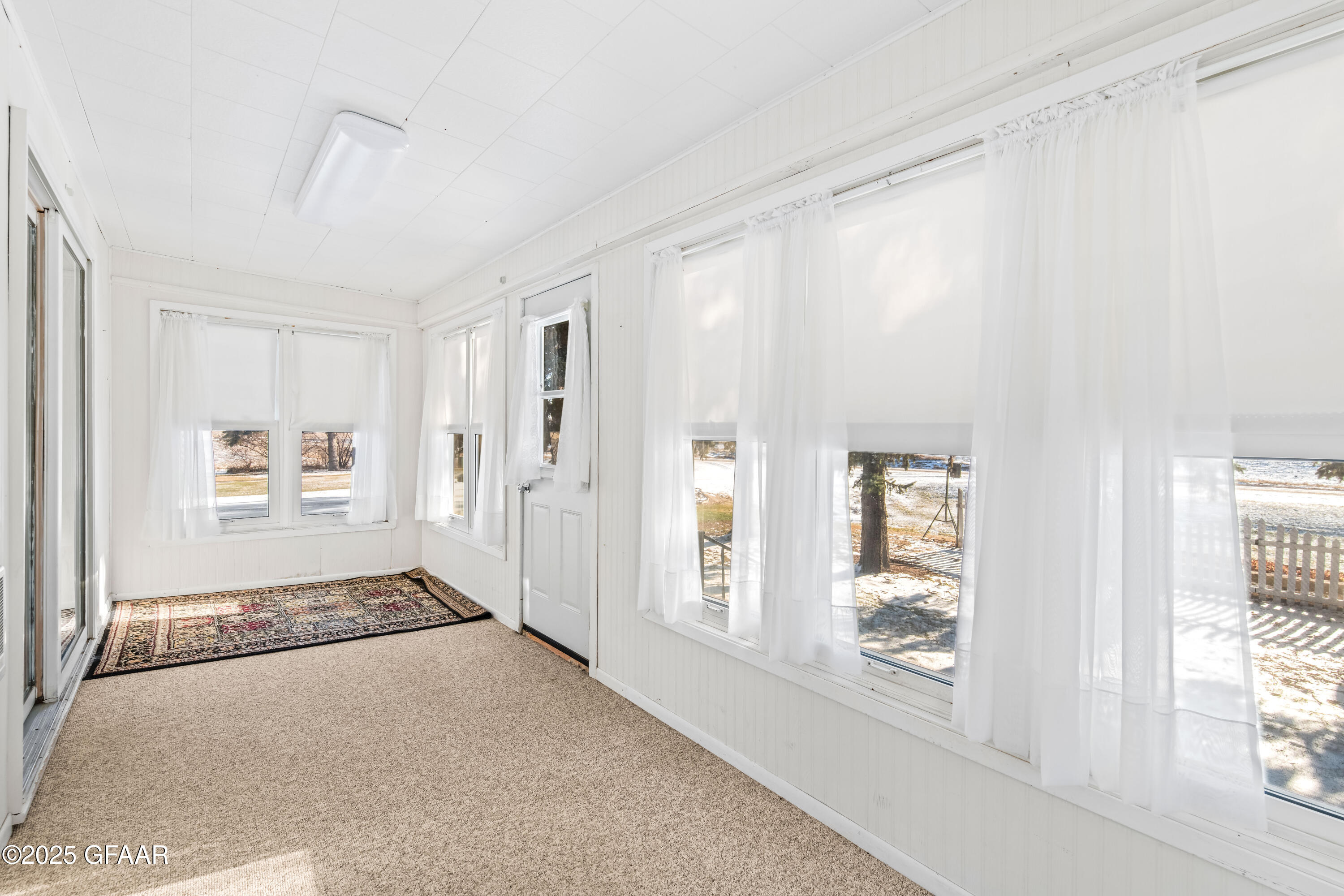 property viewer photo 22