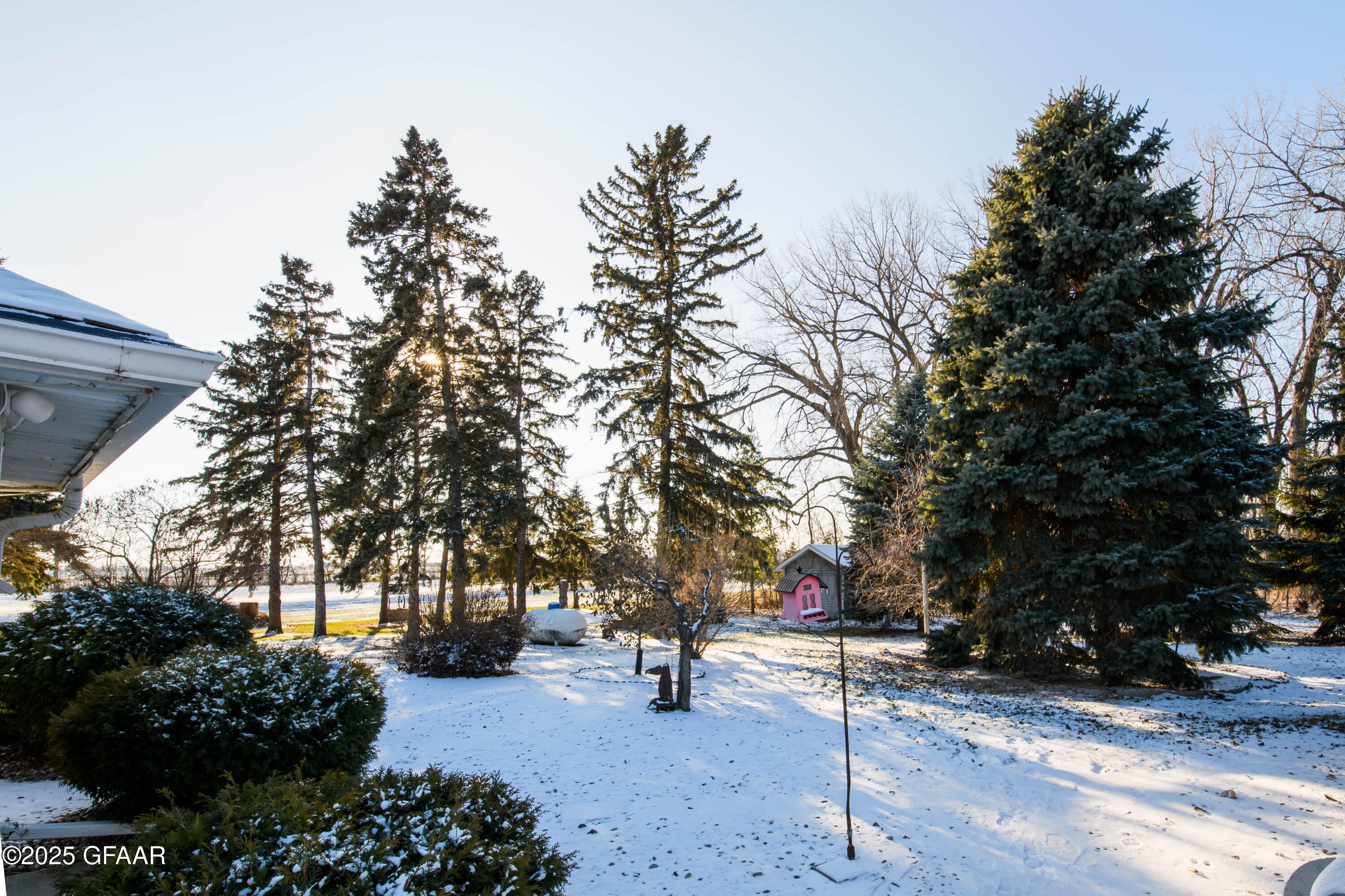property viewer photo 44