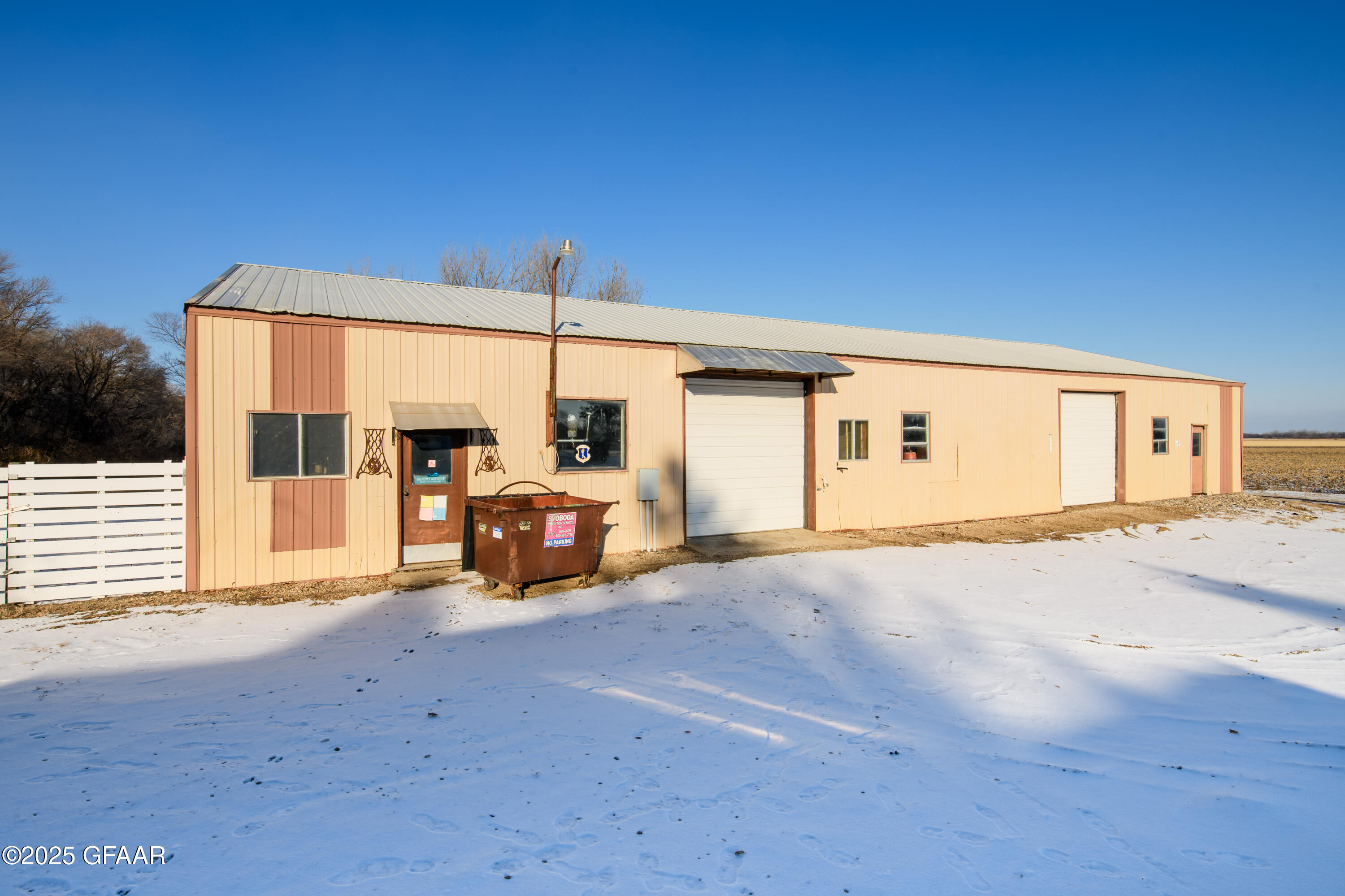 property viewer photo 6
