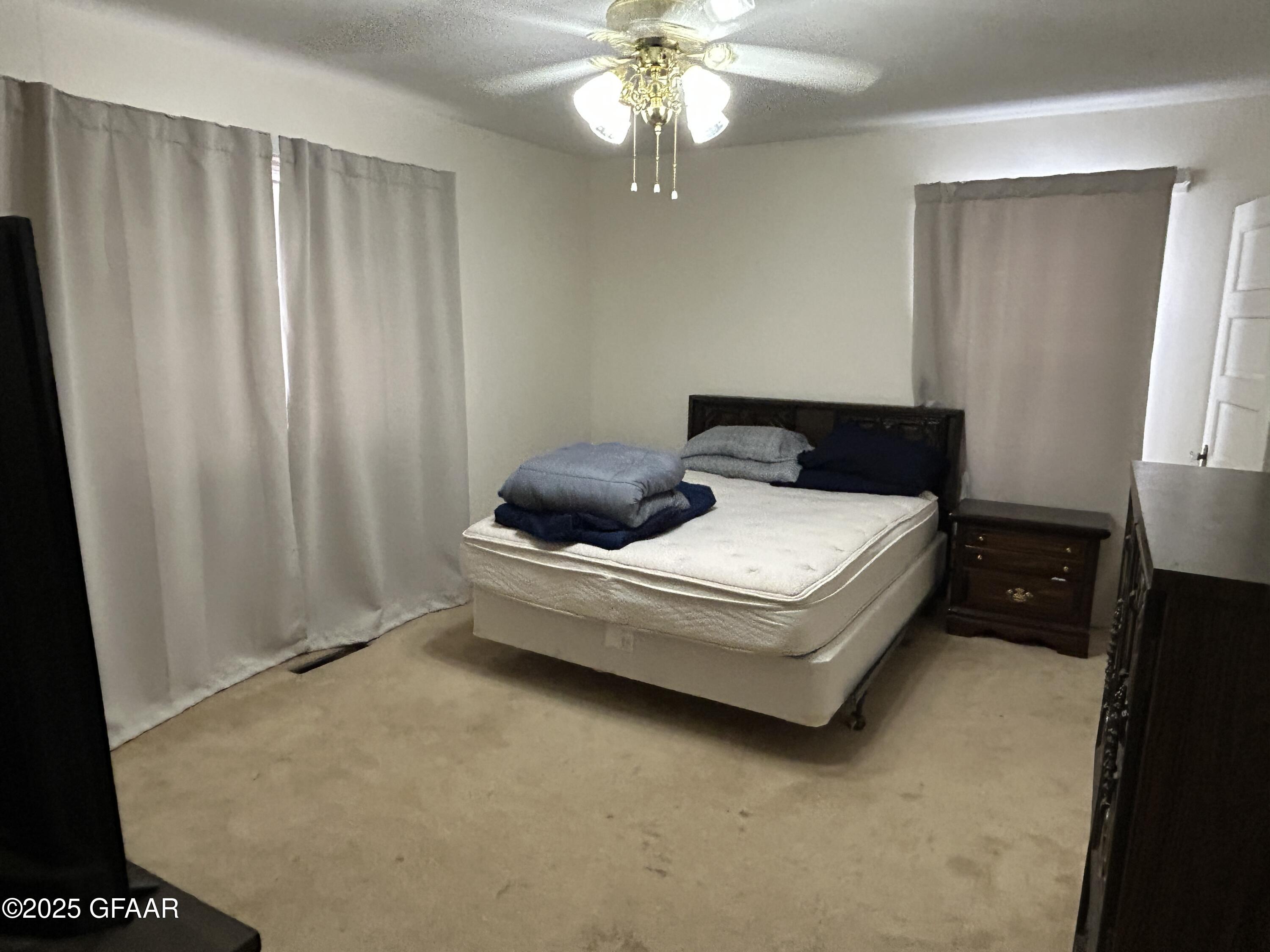 property viewer photo 10