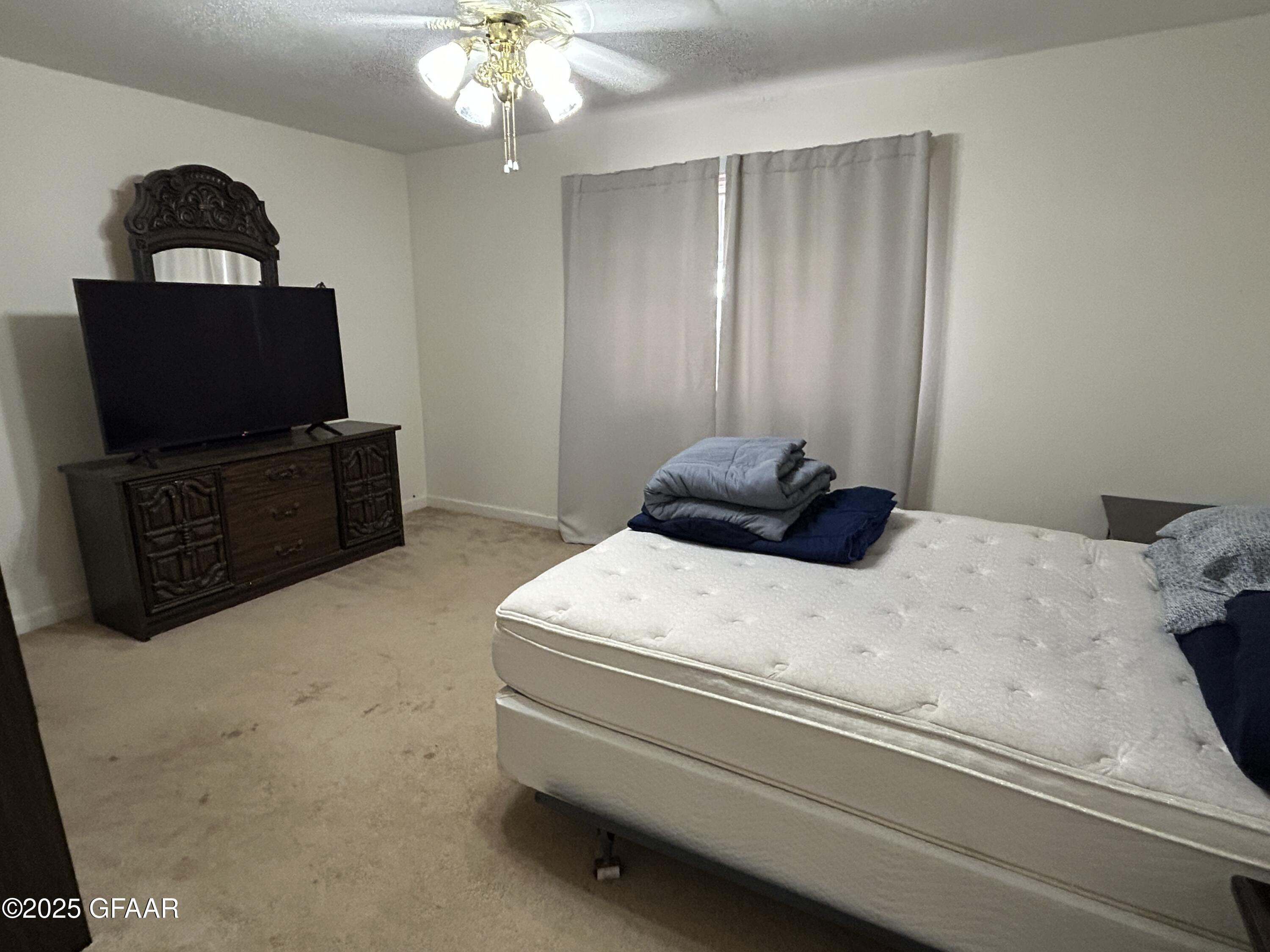 property viewer photo 11
