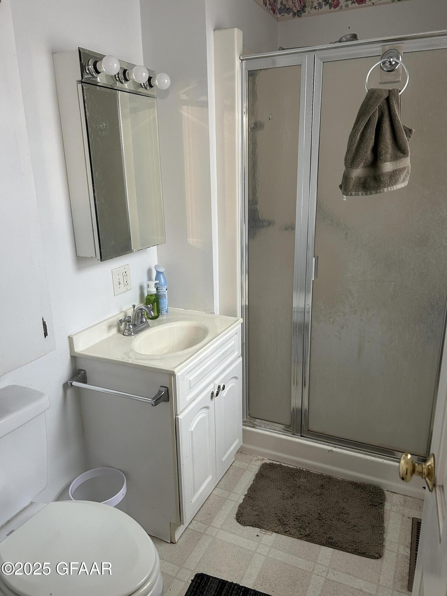 property viewer photo 14