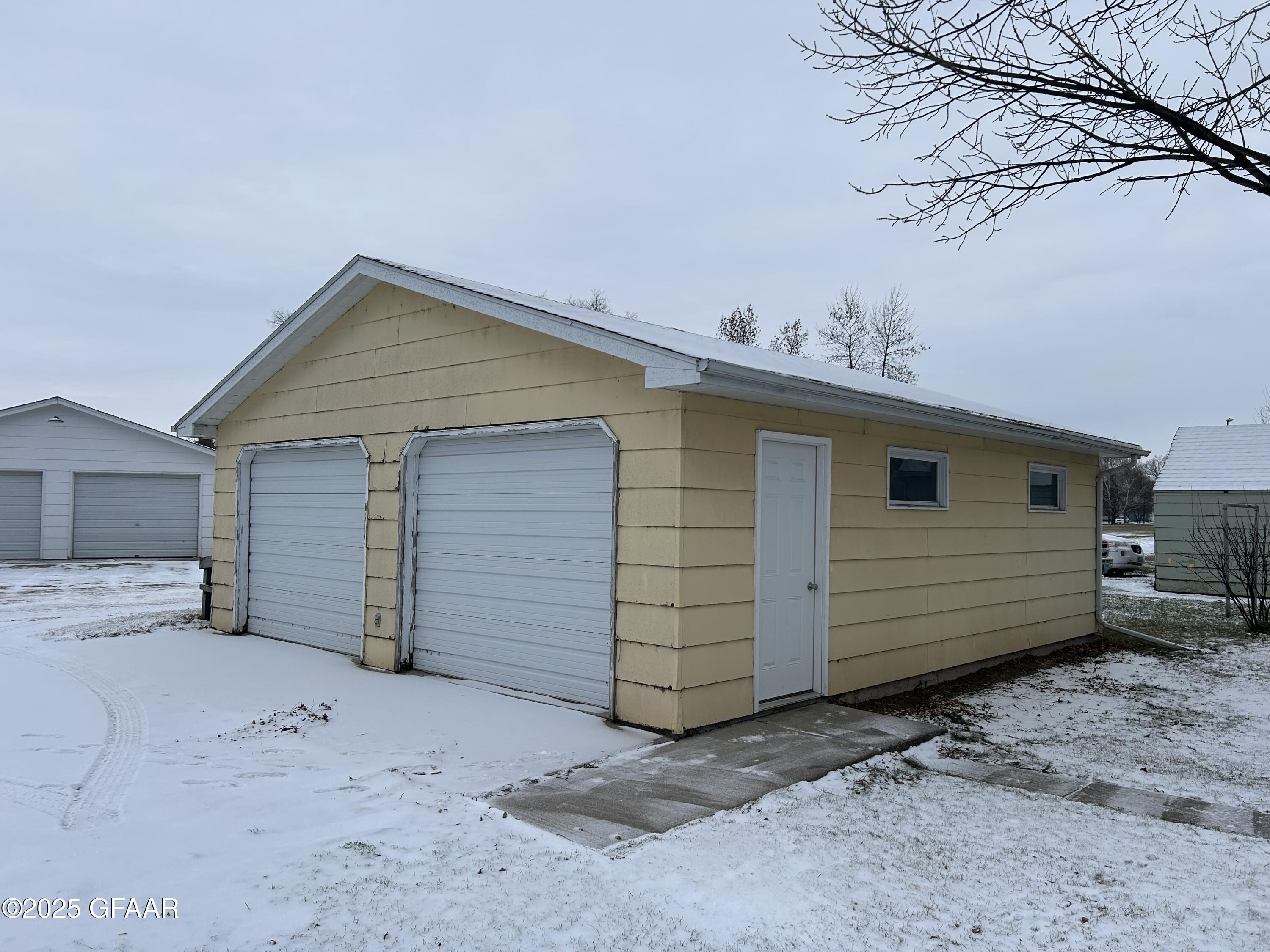 property viewer photo 21