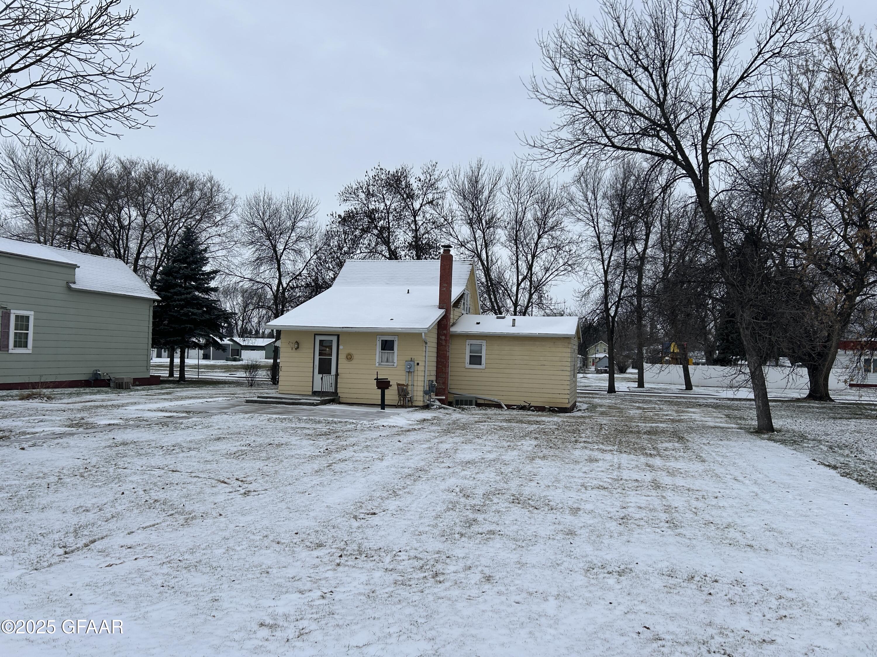 property viewer photo 23