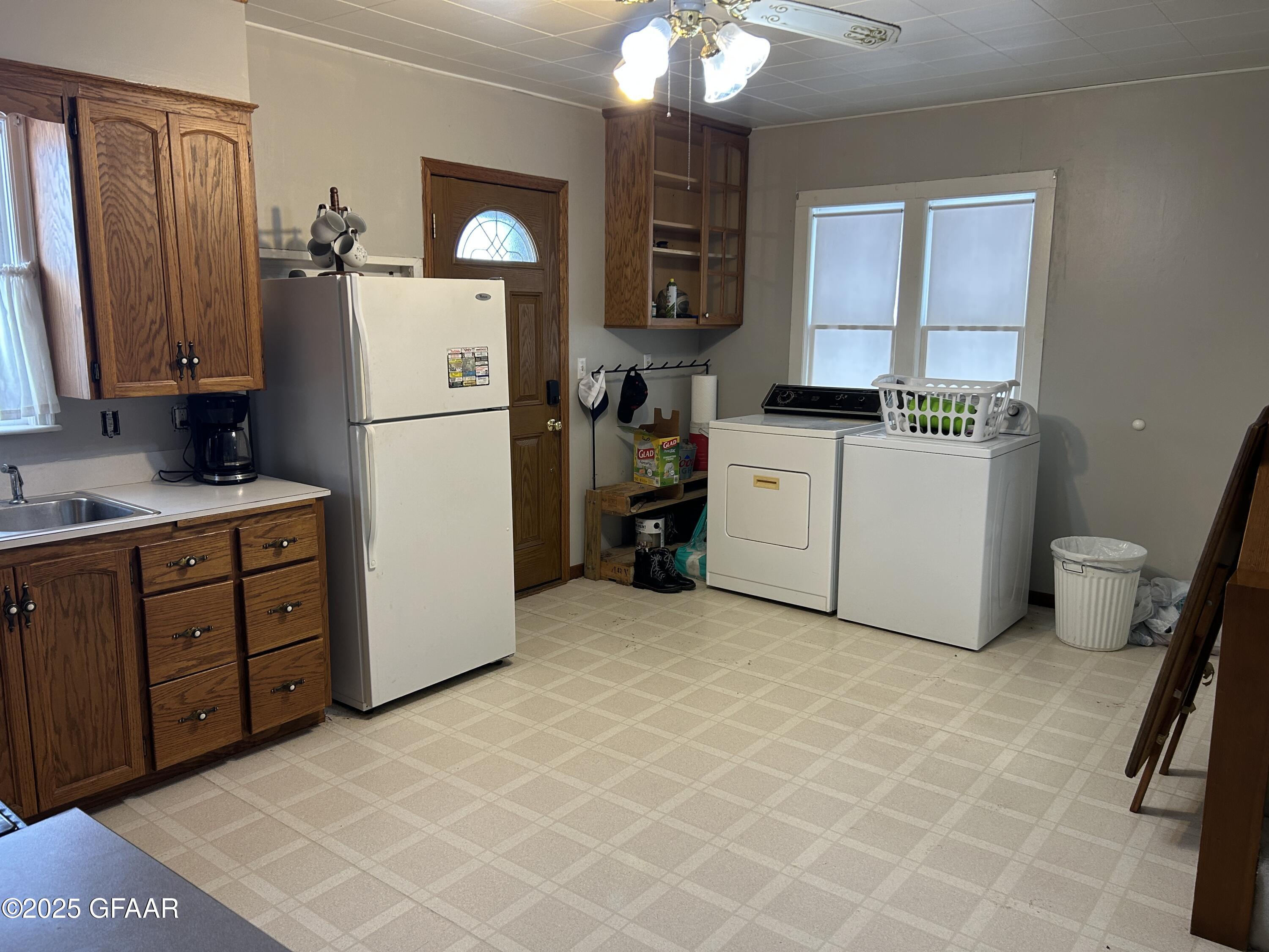 property viewer photo 8