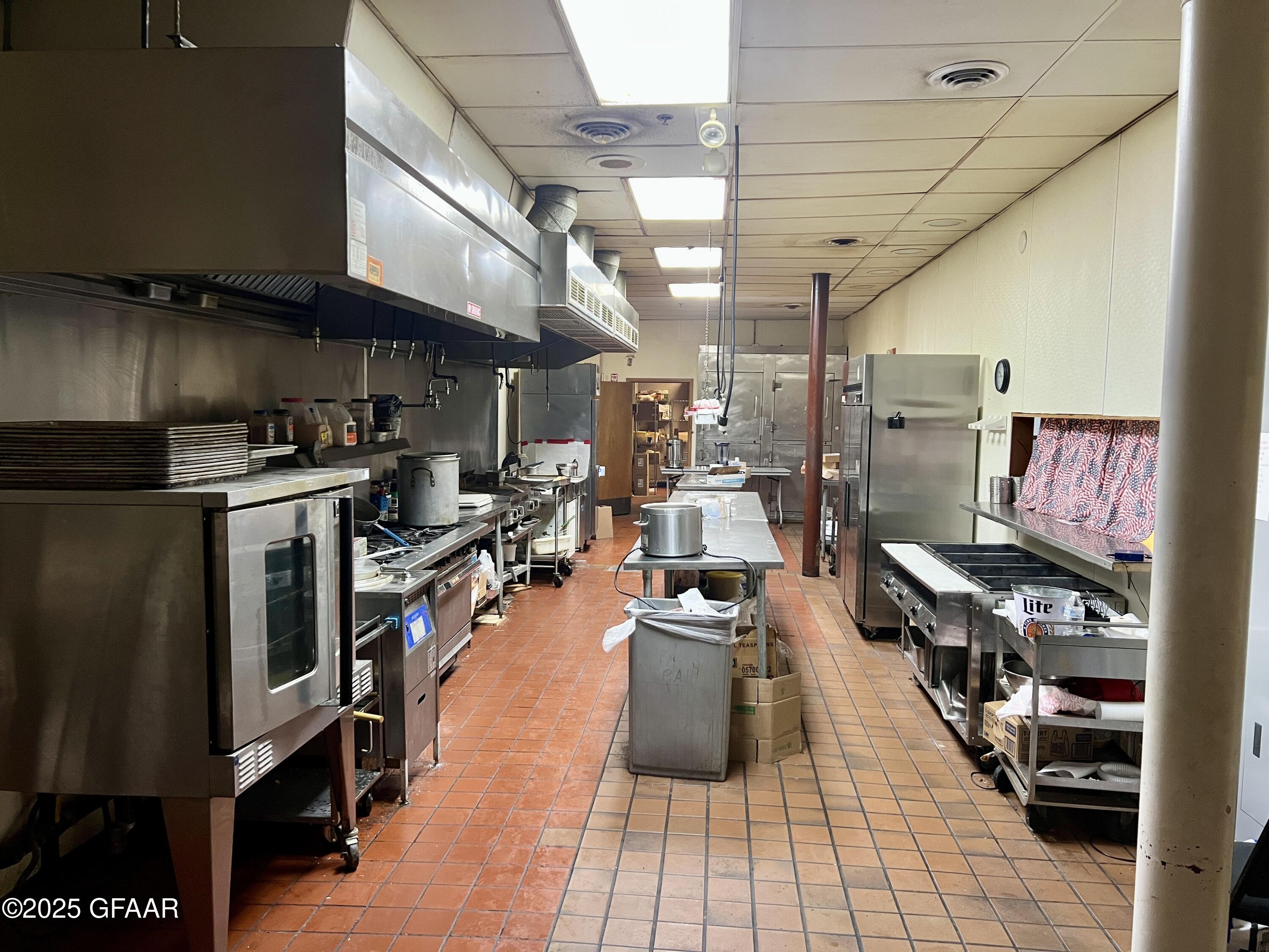 property viewer photo 11