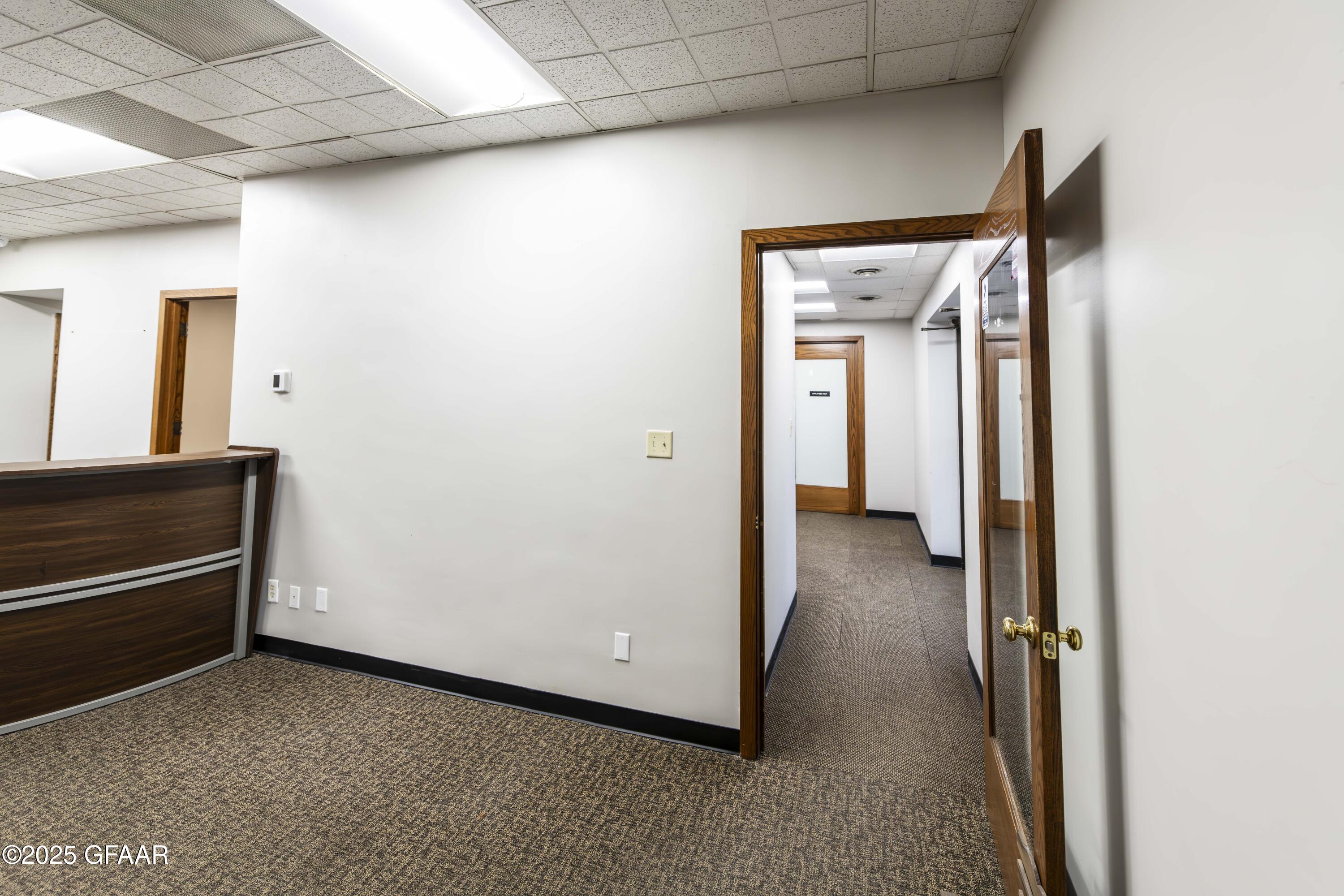 property viewer photo 18