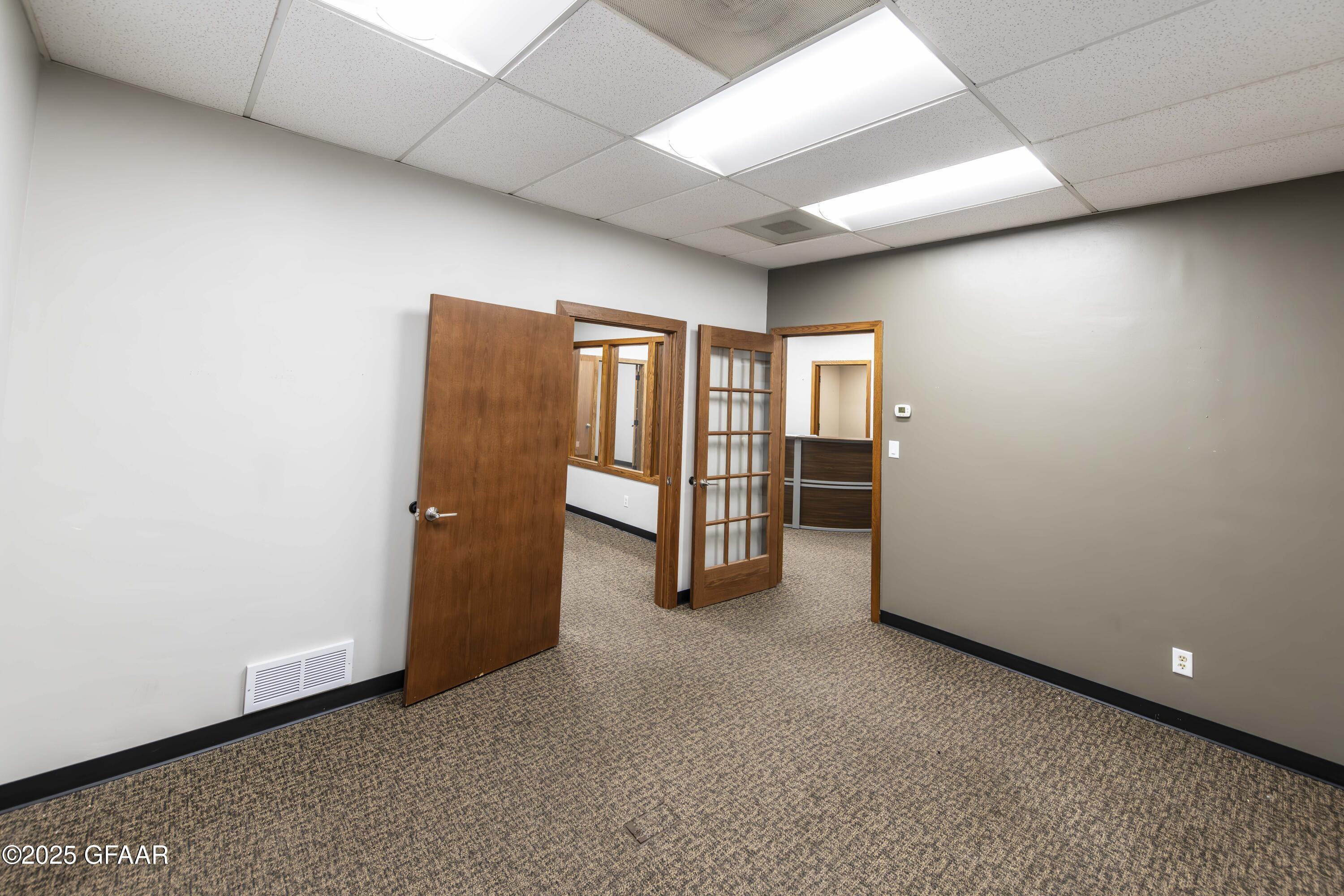 property viewer photo 25