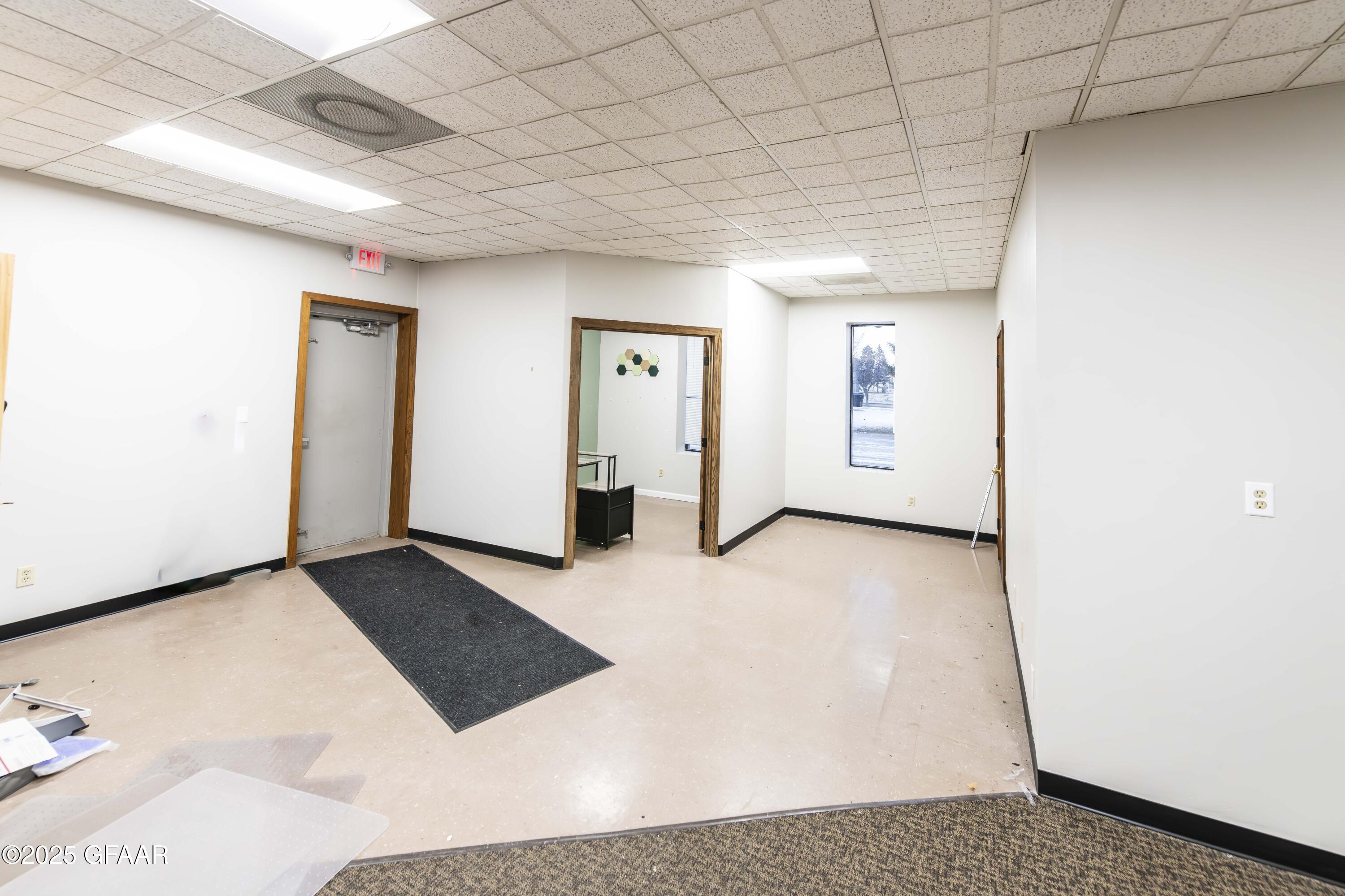 property viewer photo 45