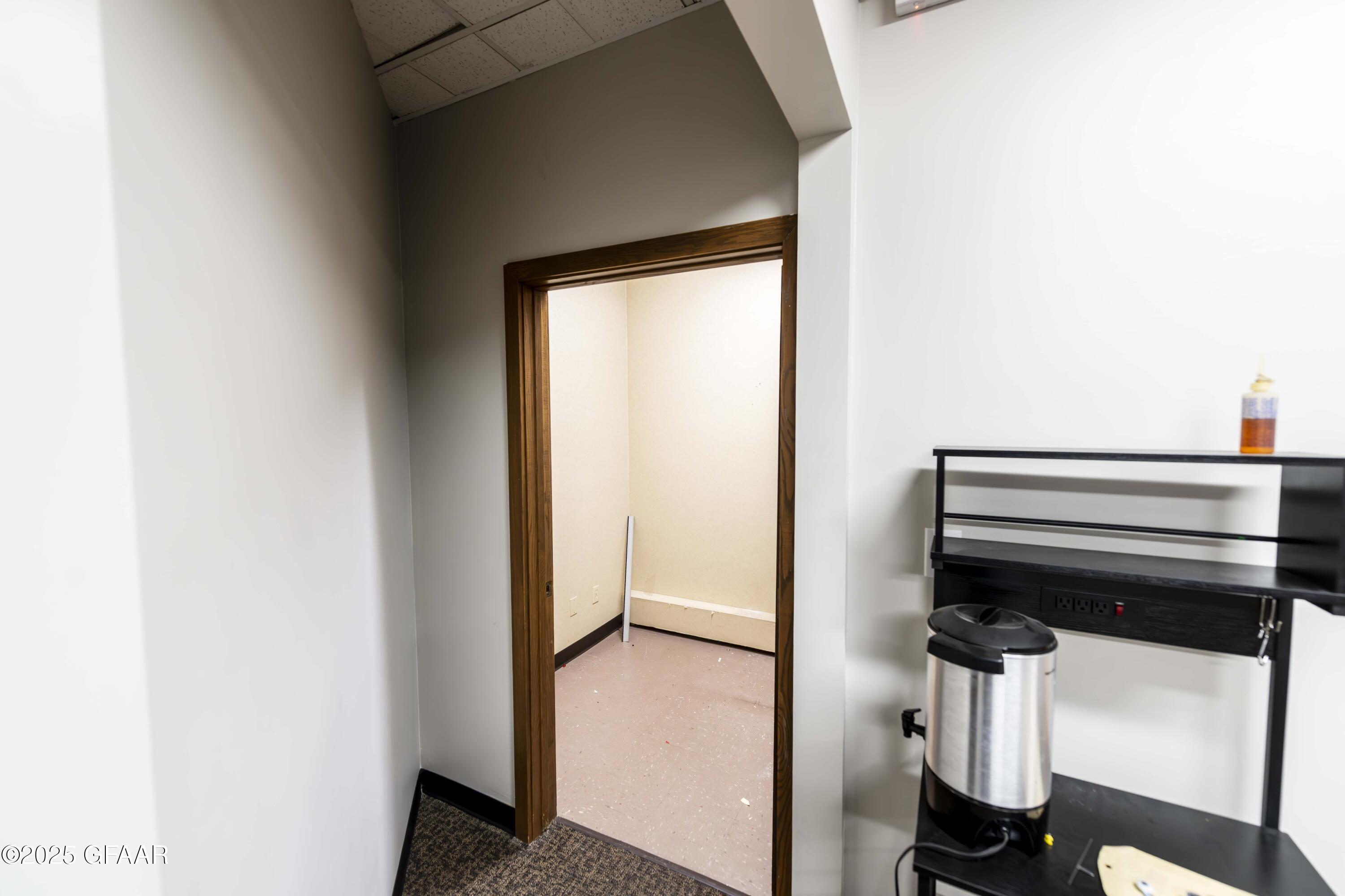 property viewer photo 53