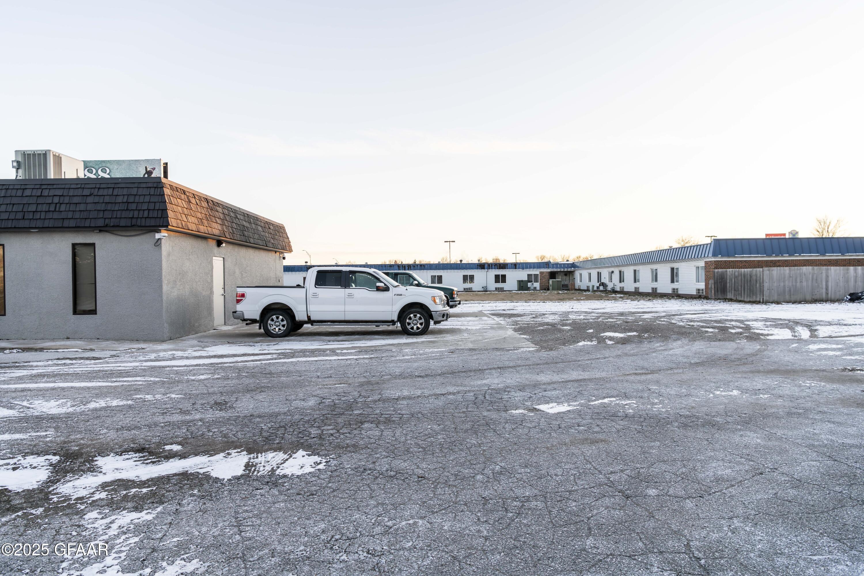 property viewer photo 9