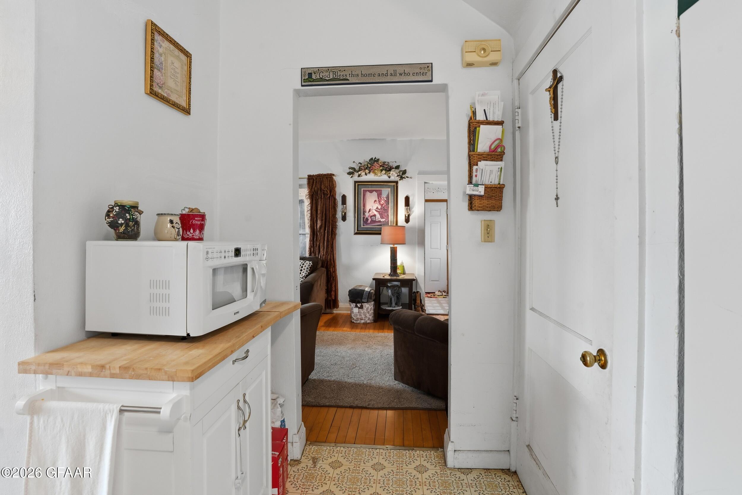 property viewer photo 10