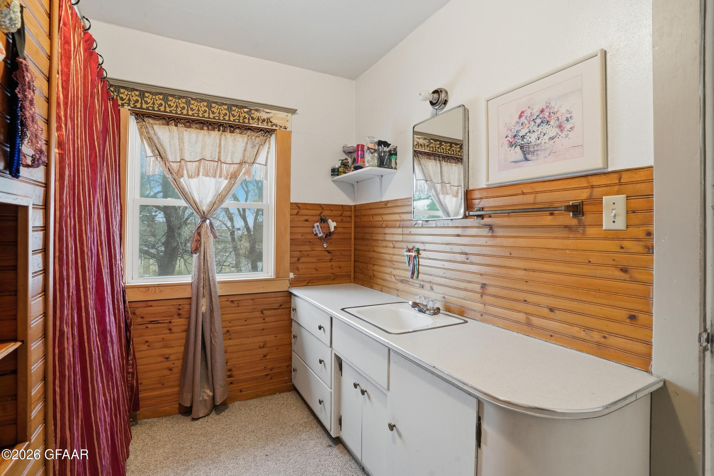 property viewer photo 18