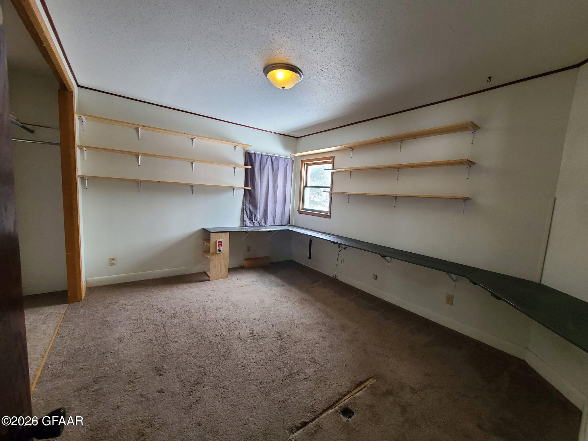 property viewer photo 12