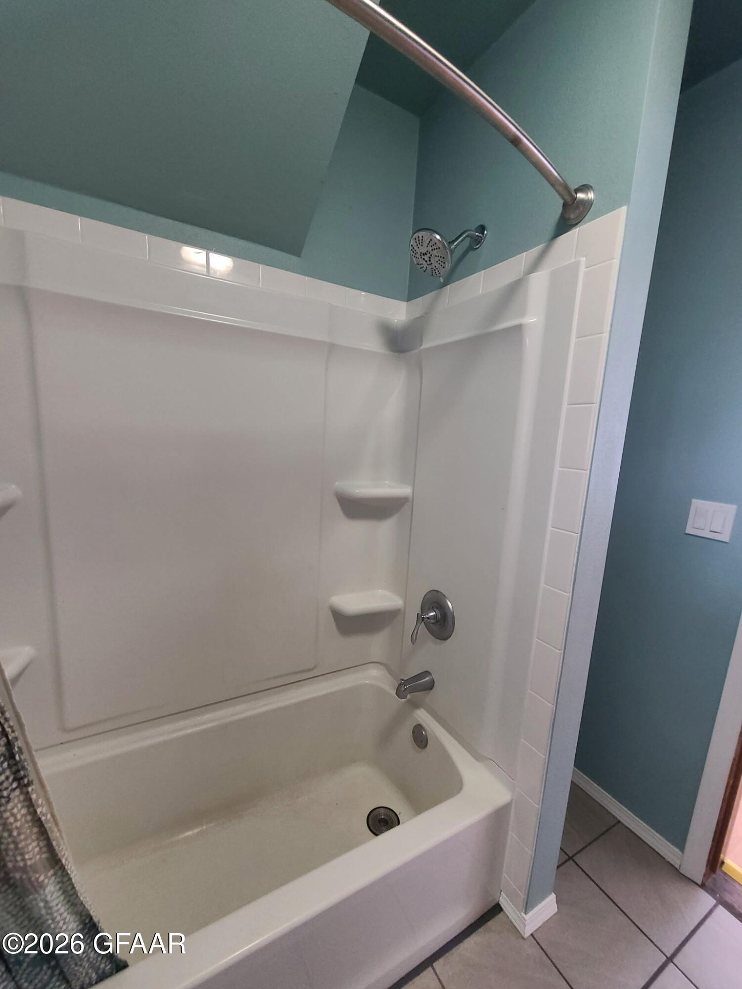 property viewer photo 8