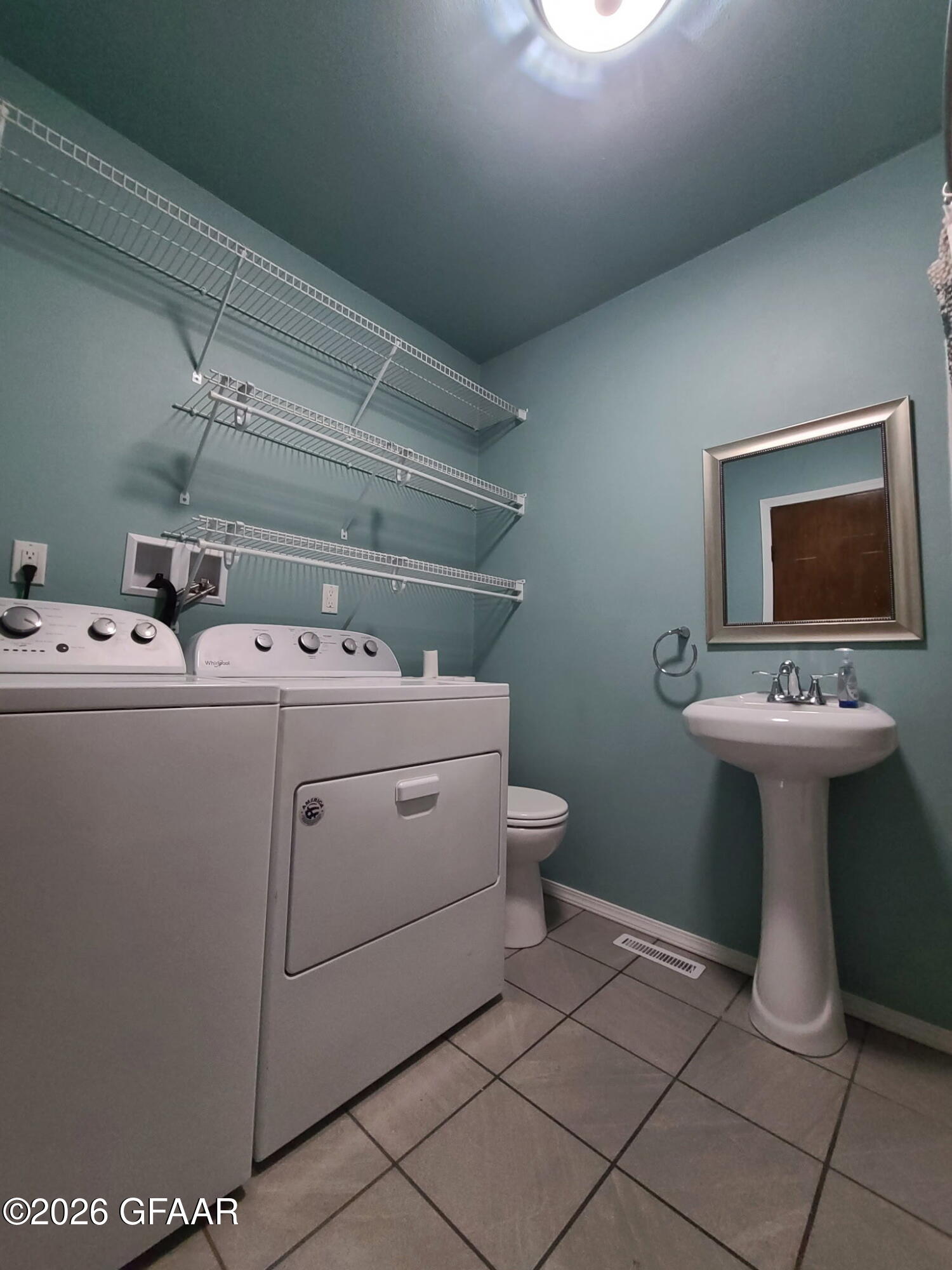 property viewer photo 9