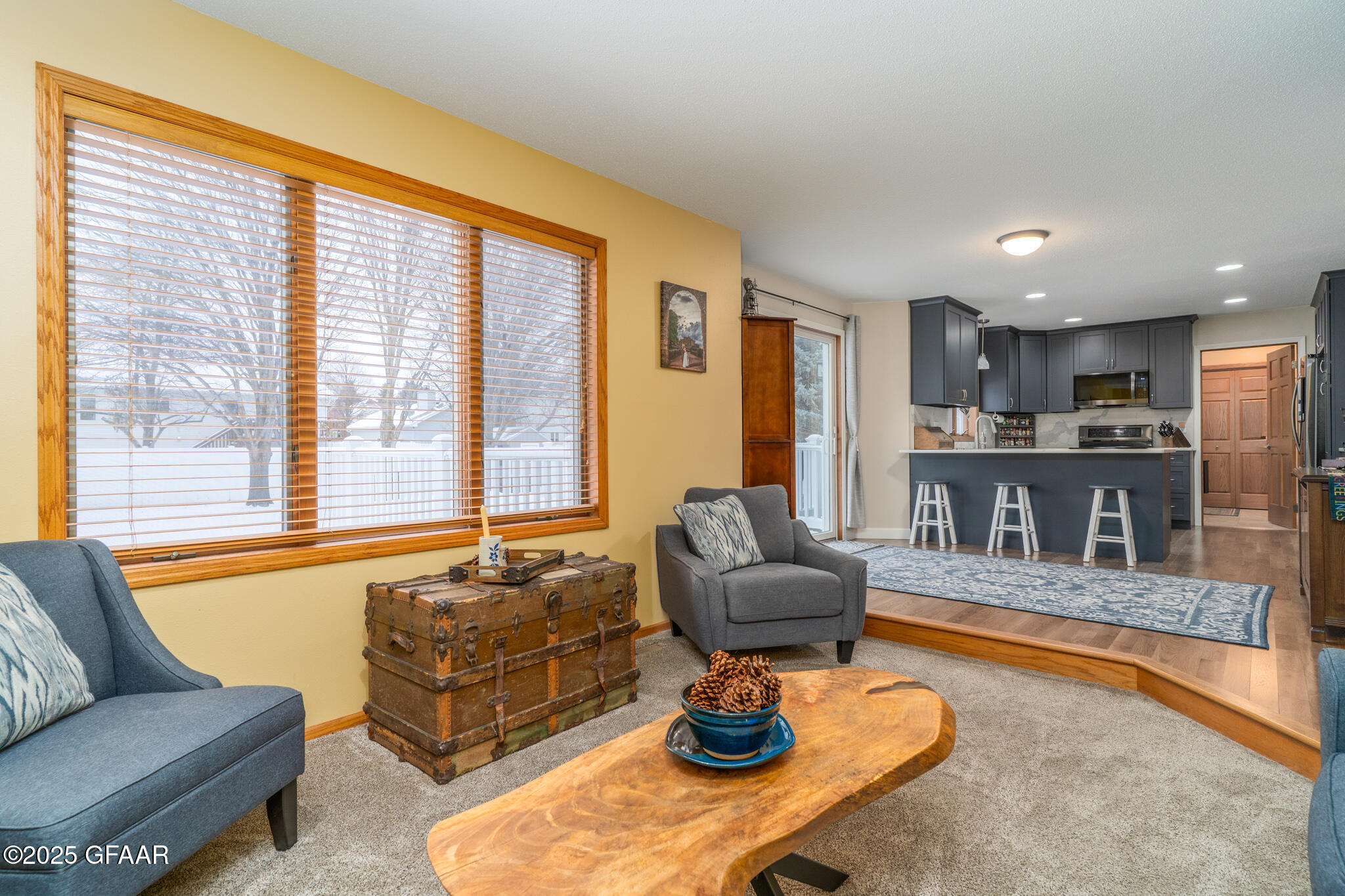 property viewer photo 11