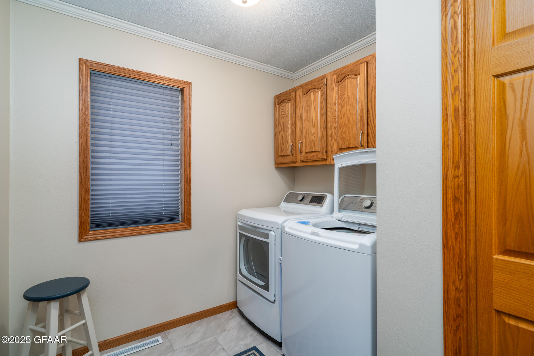 property viewer photo 14