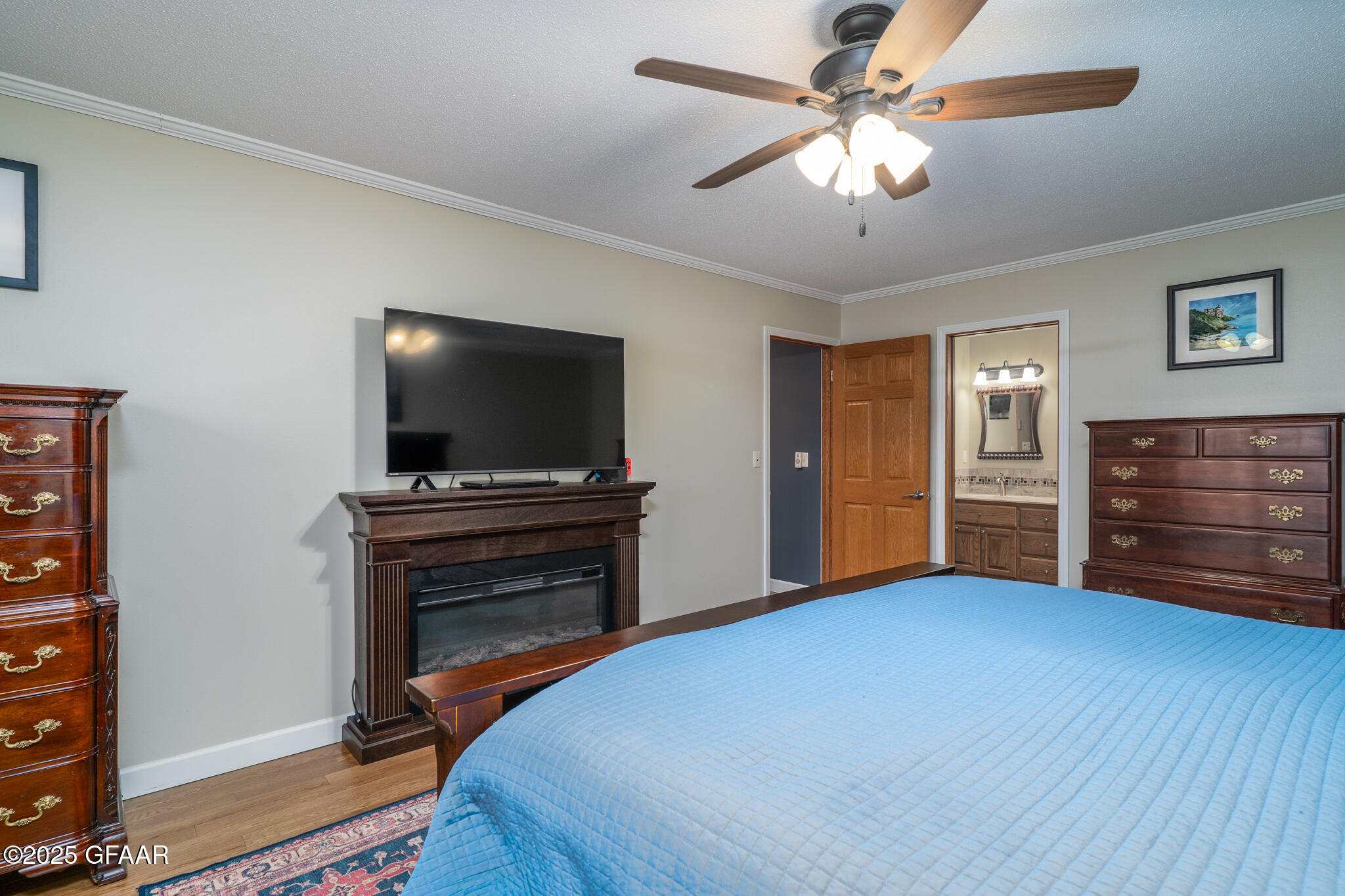 property viewer photo 16