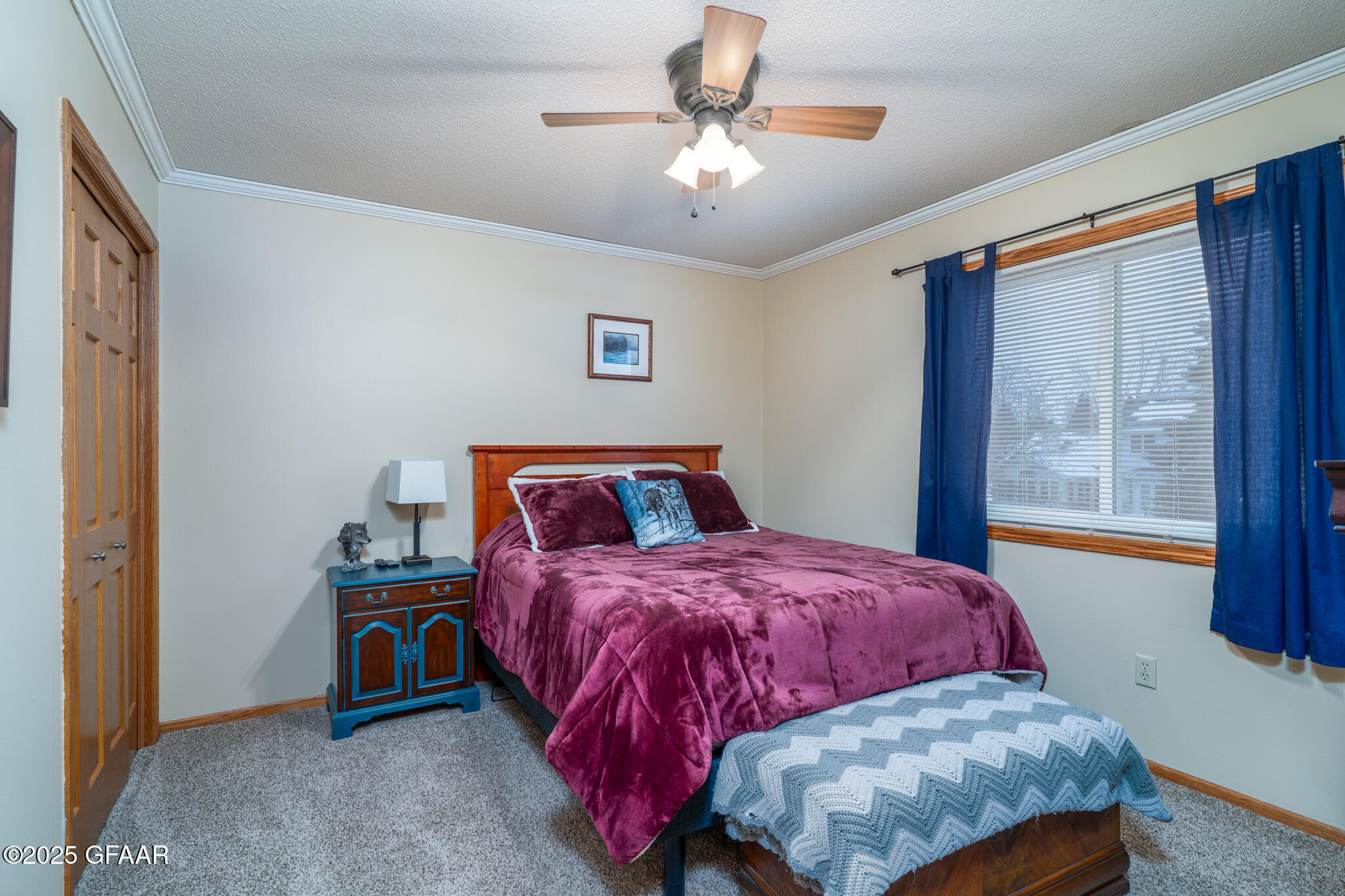 property viewer photo 20