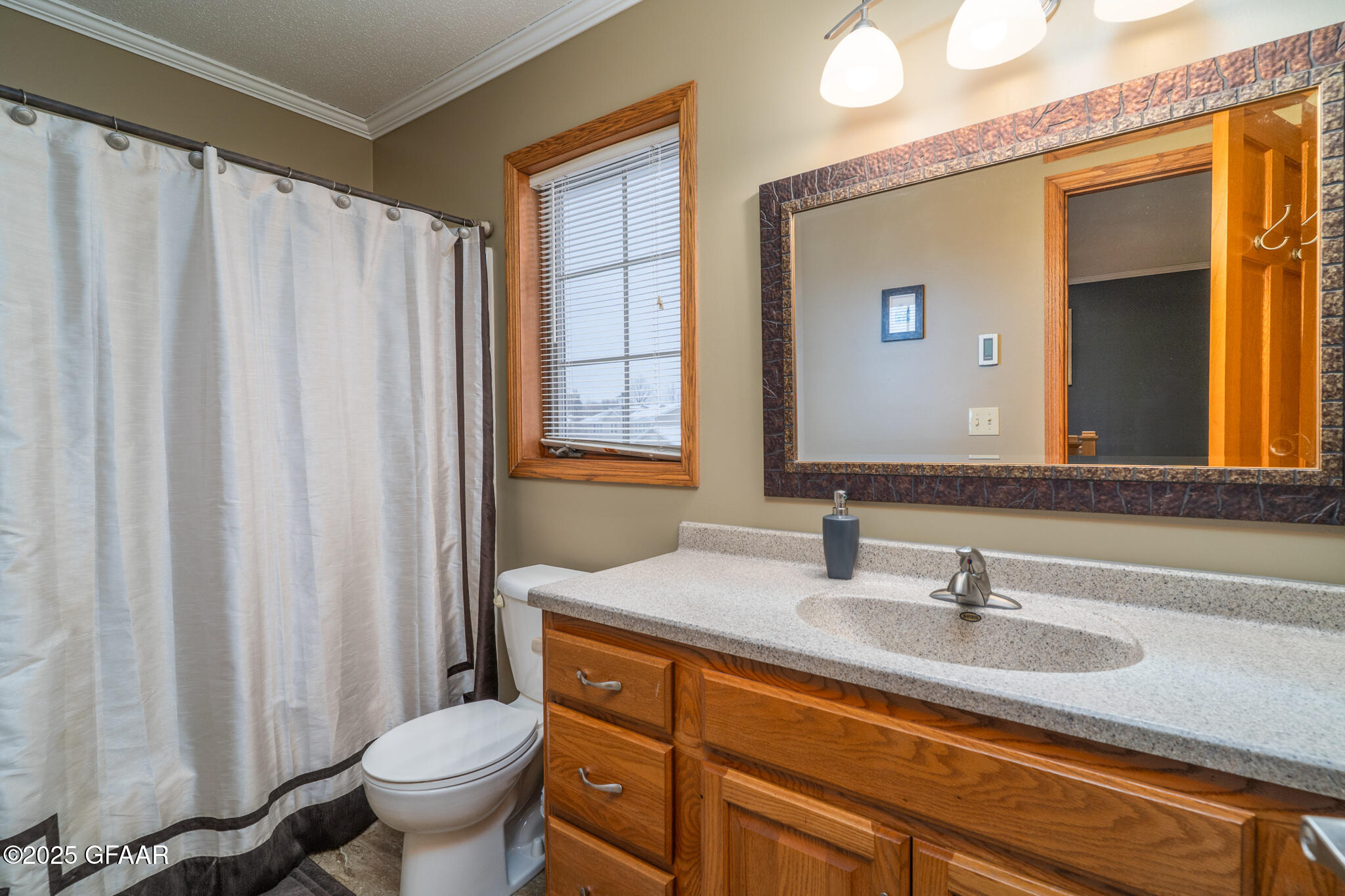 property viewer photo 24