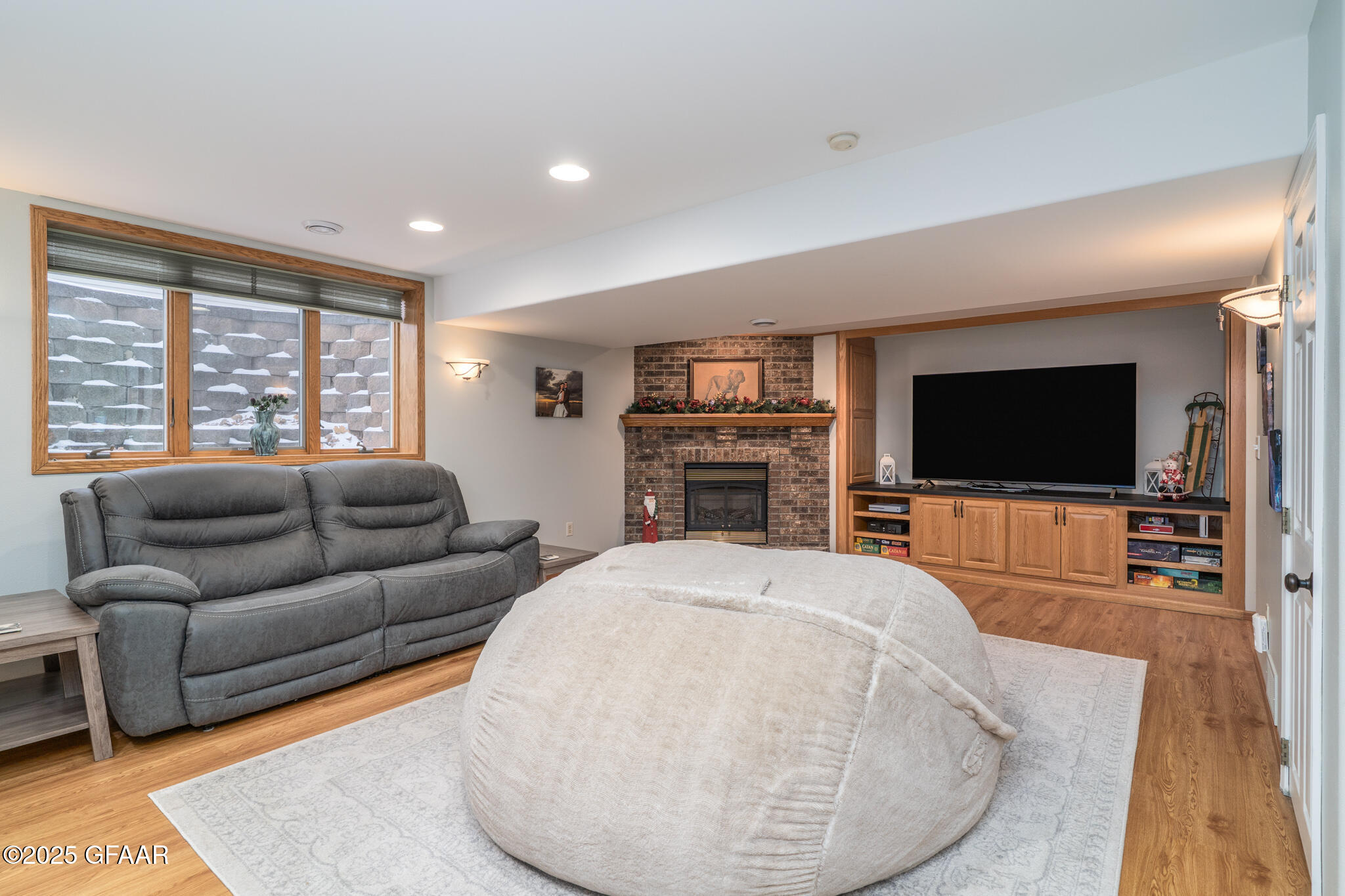 property viewer photo 27
