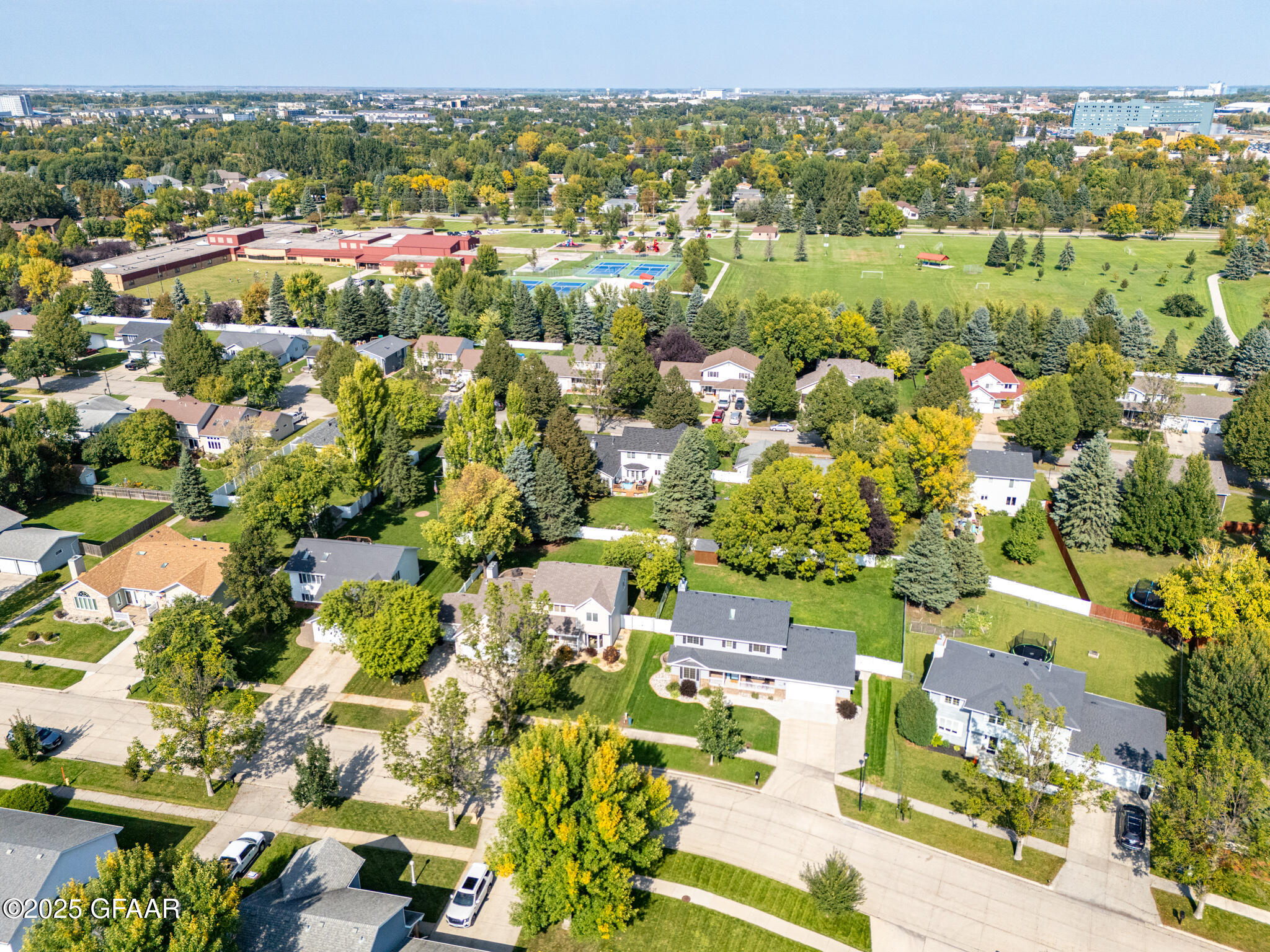 property viewer photo 40