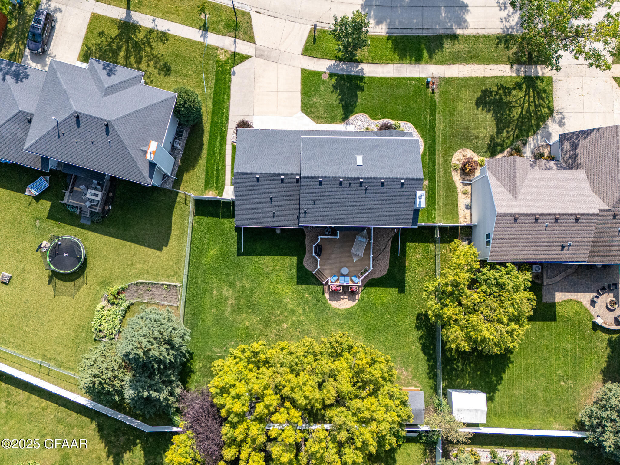 property viewer photo 43