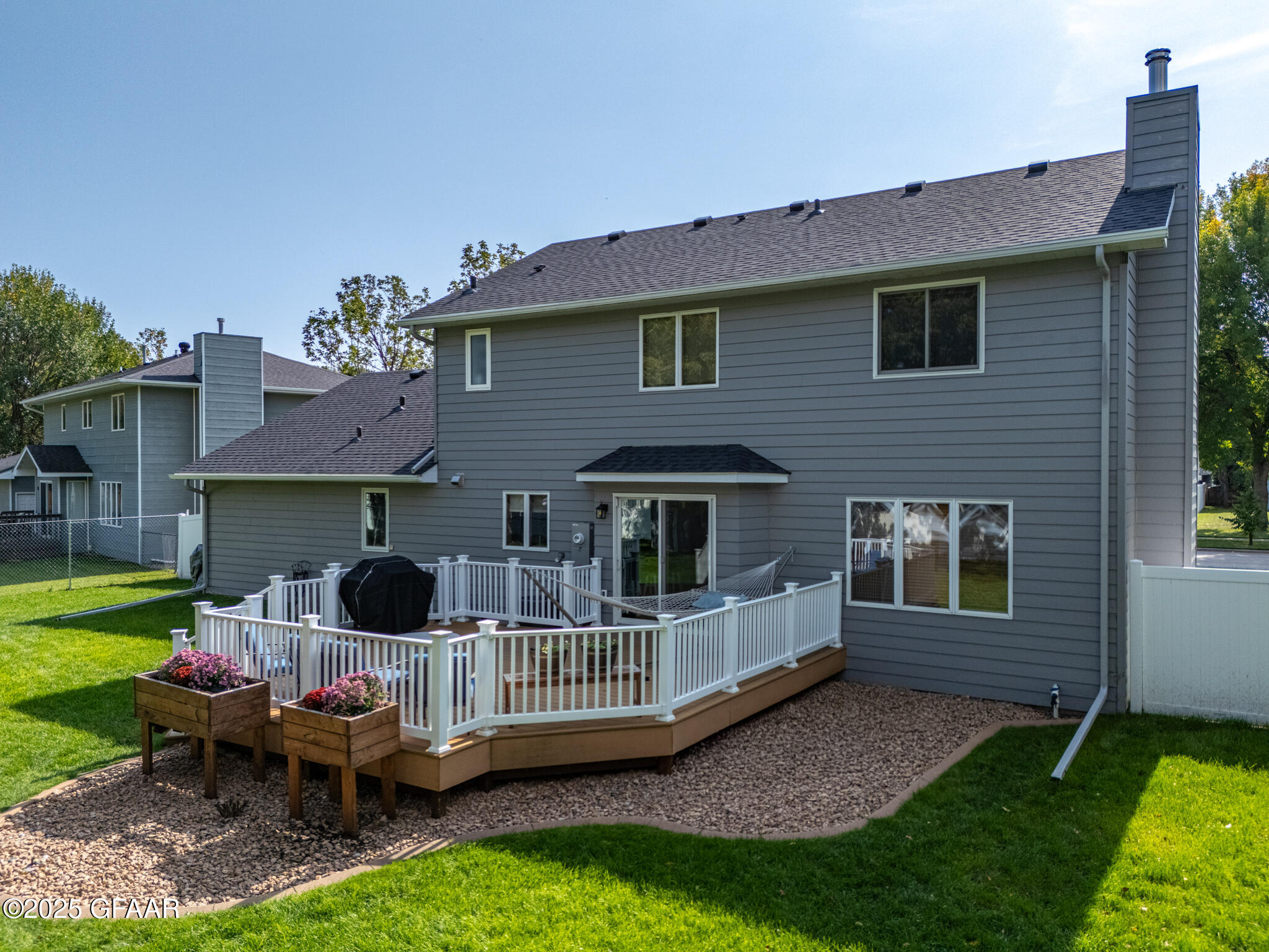 property viewer photo 46