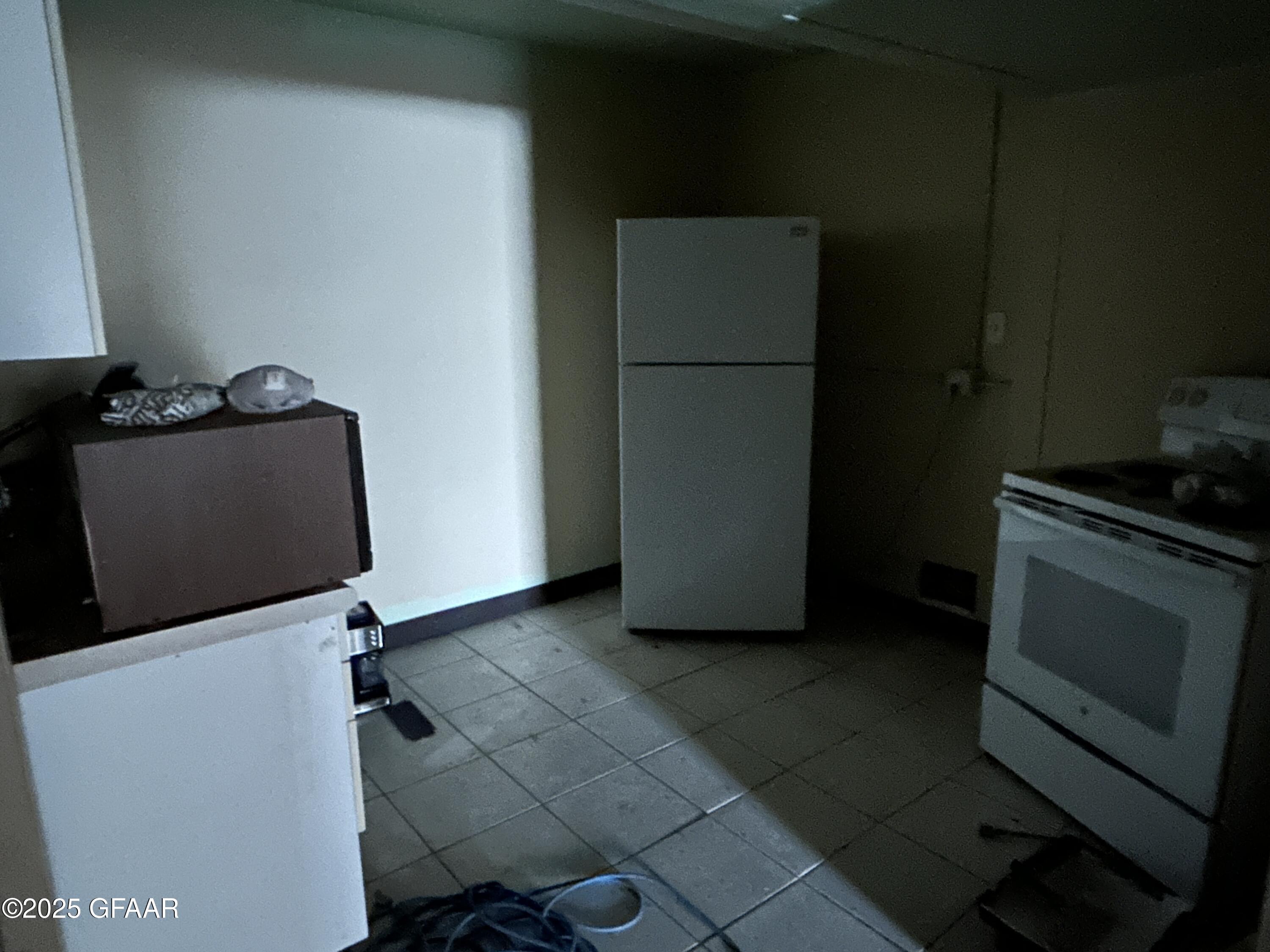 property viewer photo 12