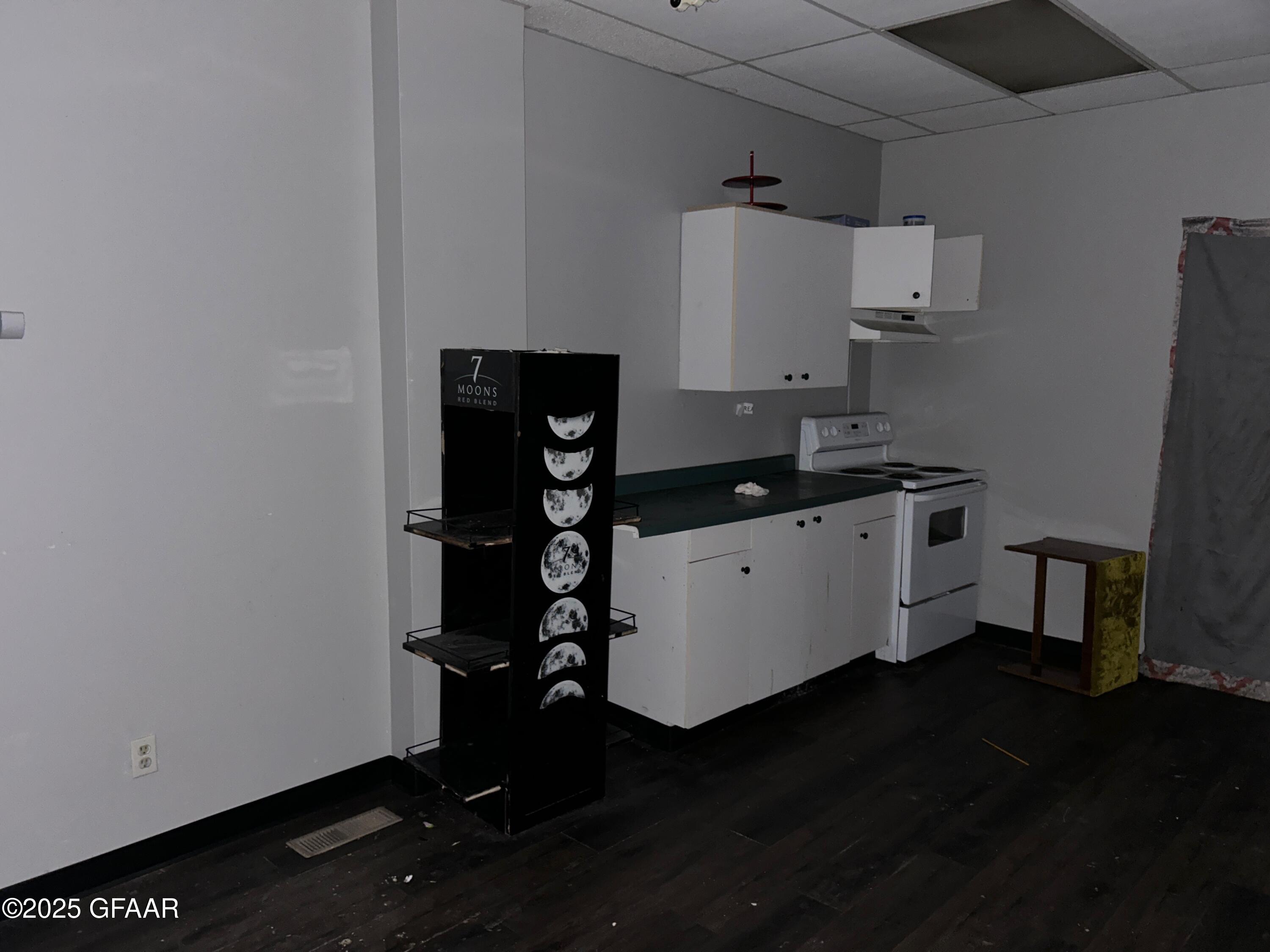 property viewer photo 9