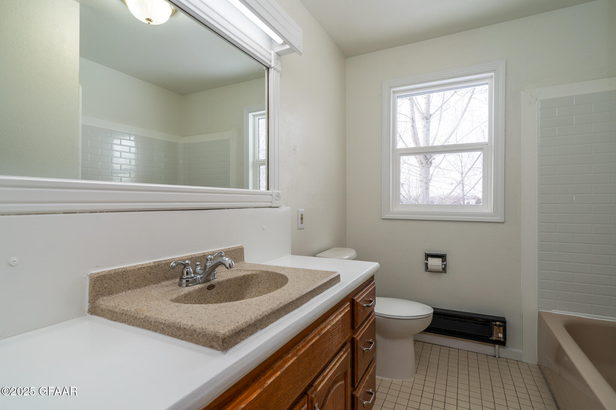property viewer photo 12