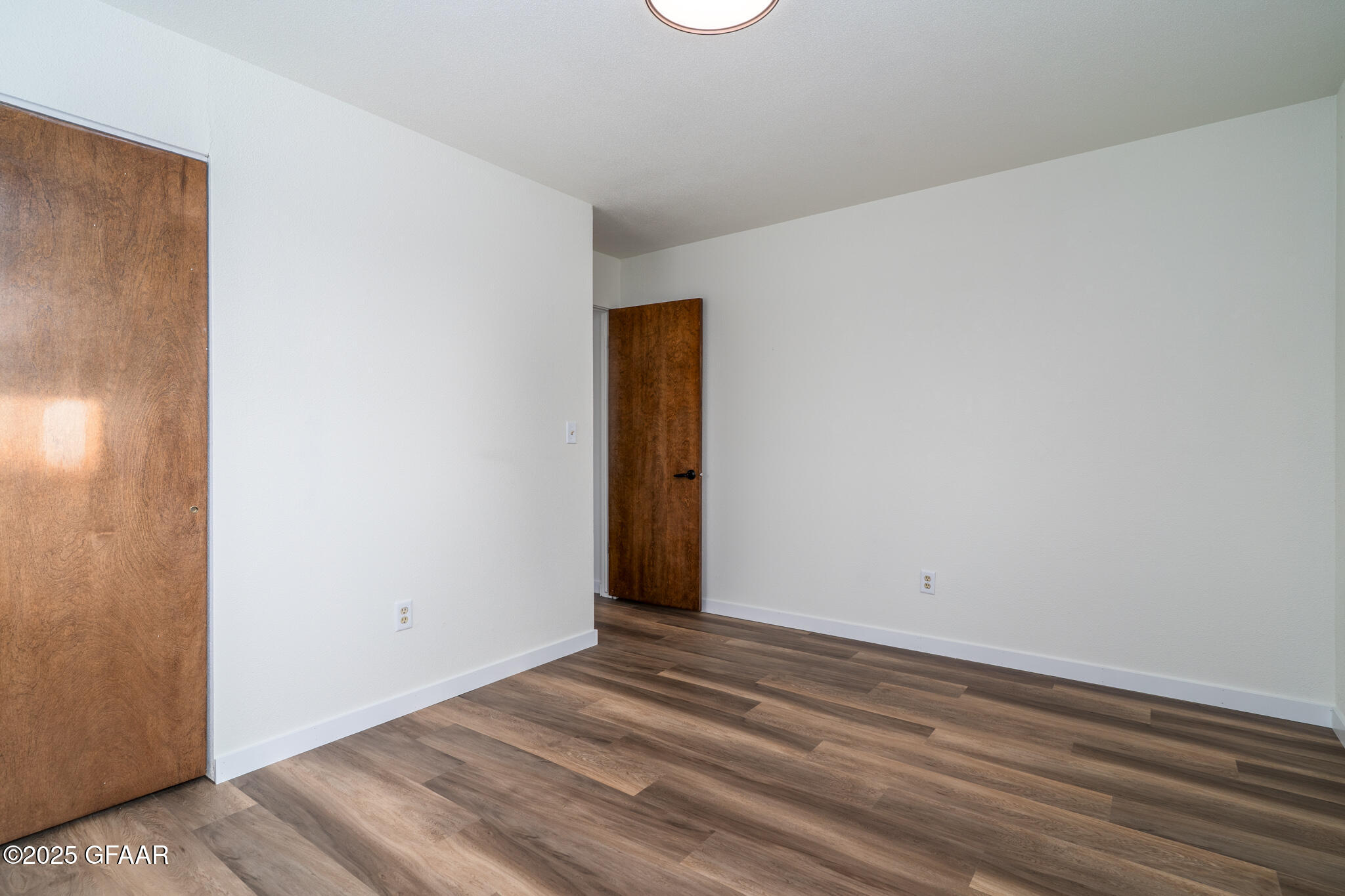 property viewer photo 17