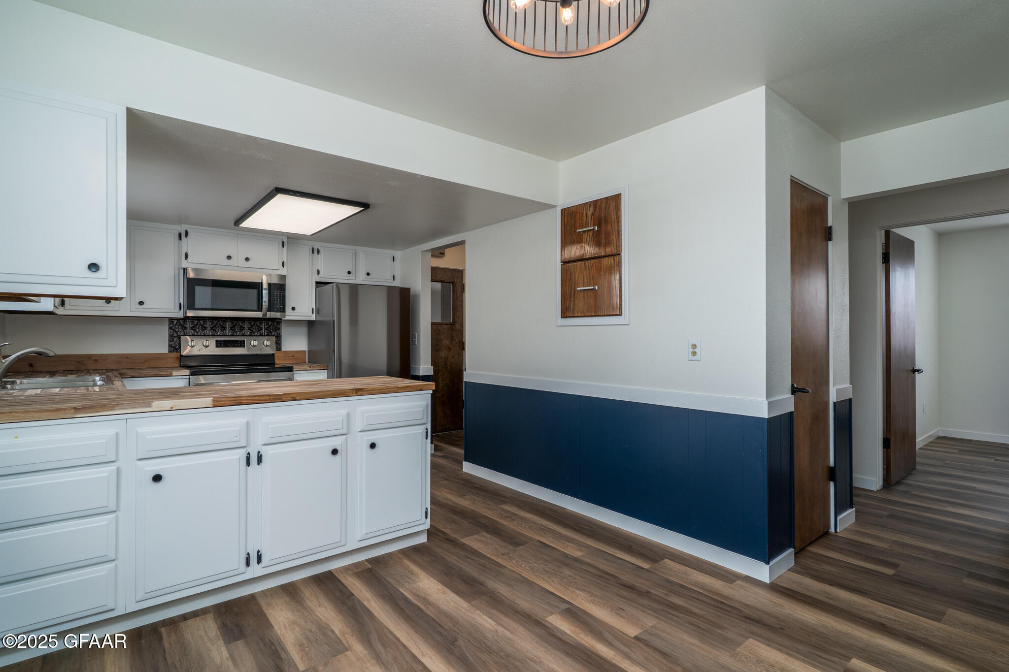 property viewer photo 5