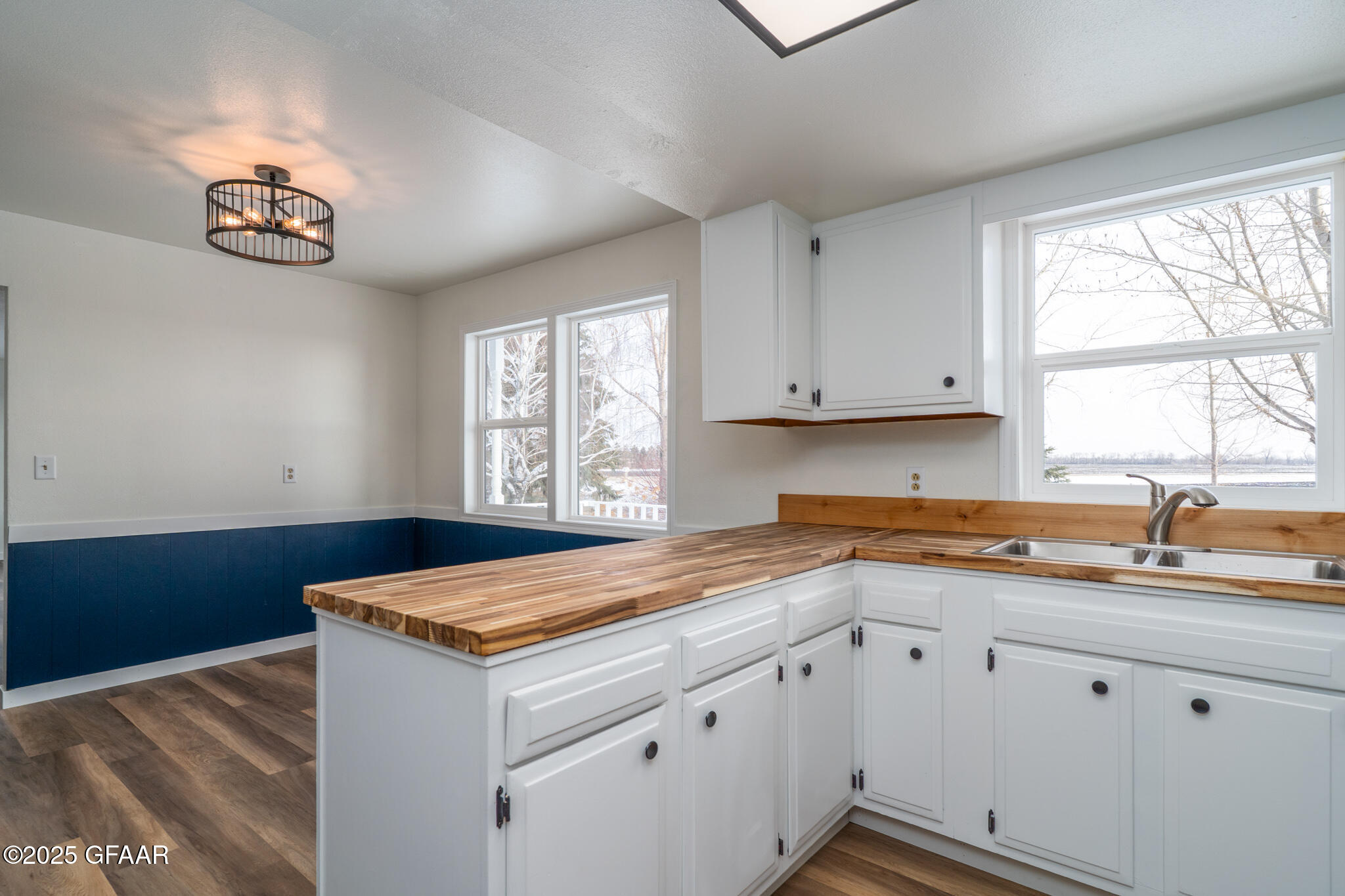 property viewer photo 8