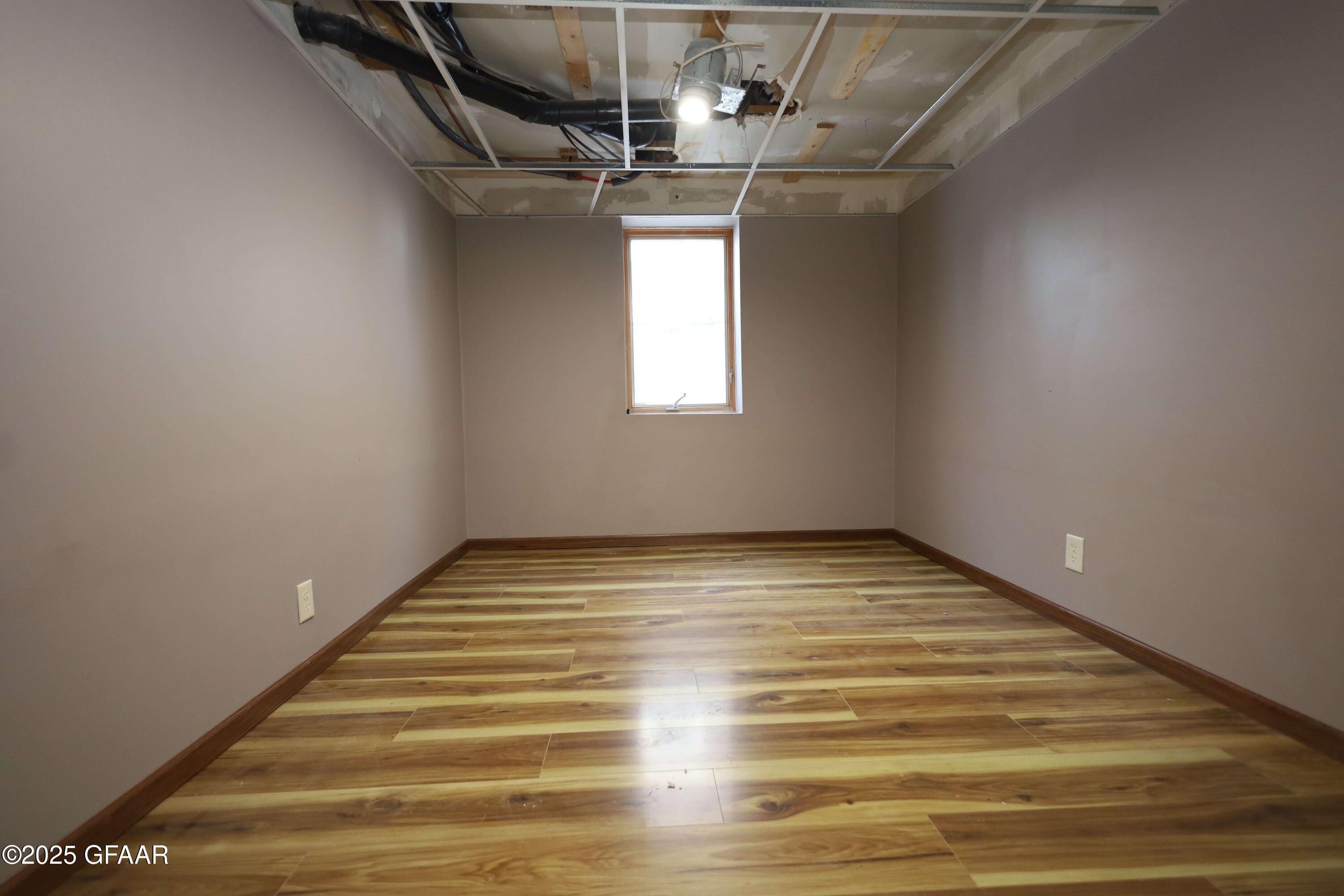 property viewer photo 19