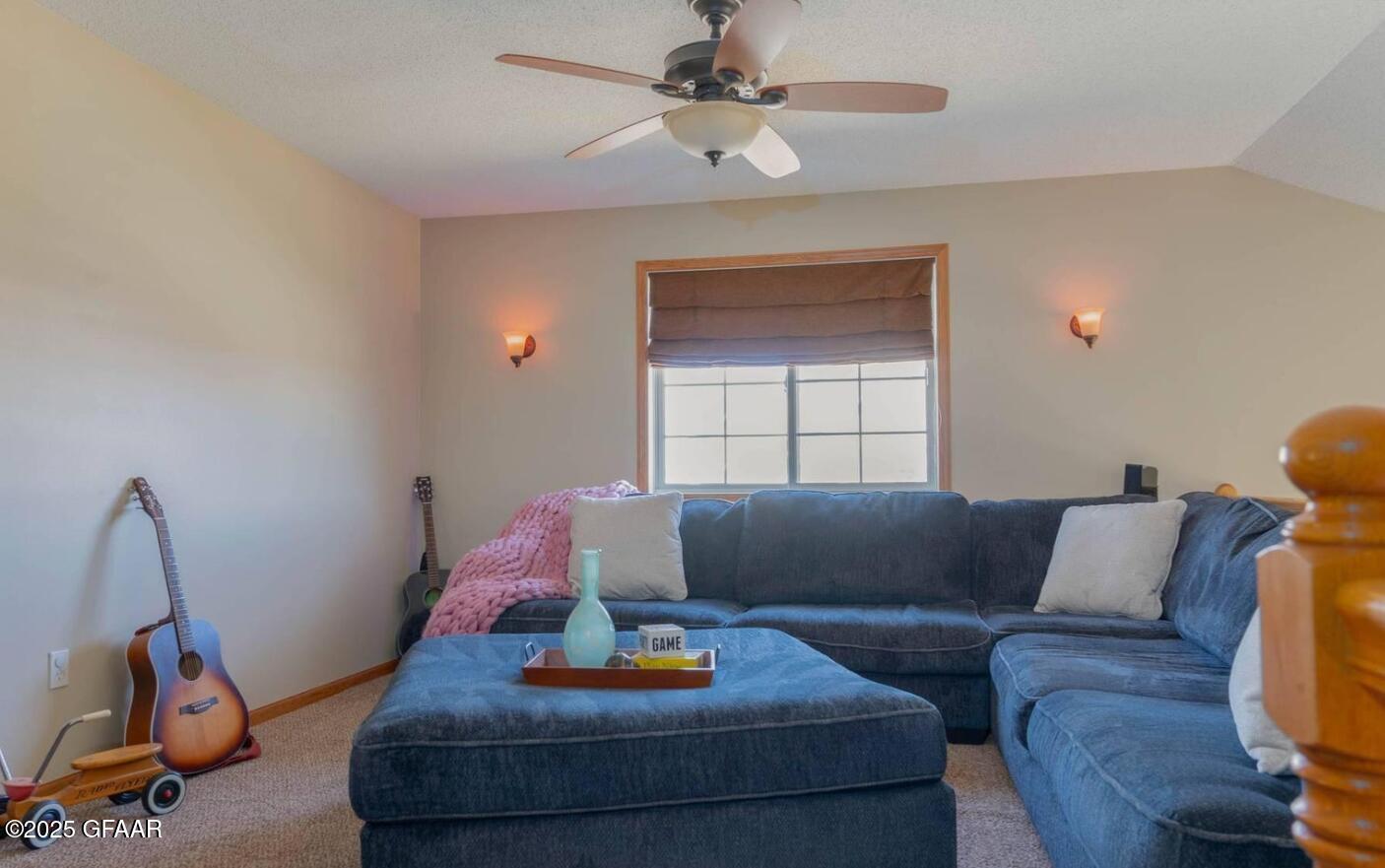 property viewer photo 13