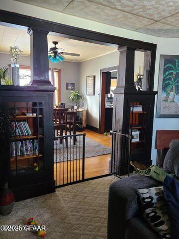 property viewer photo 18