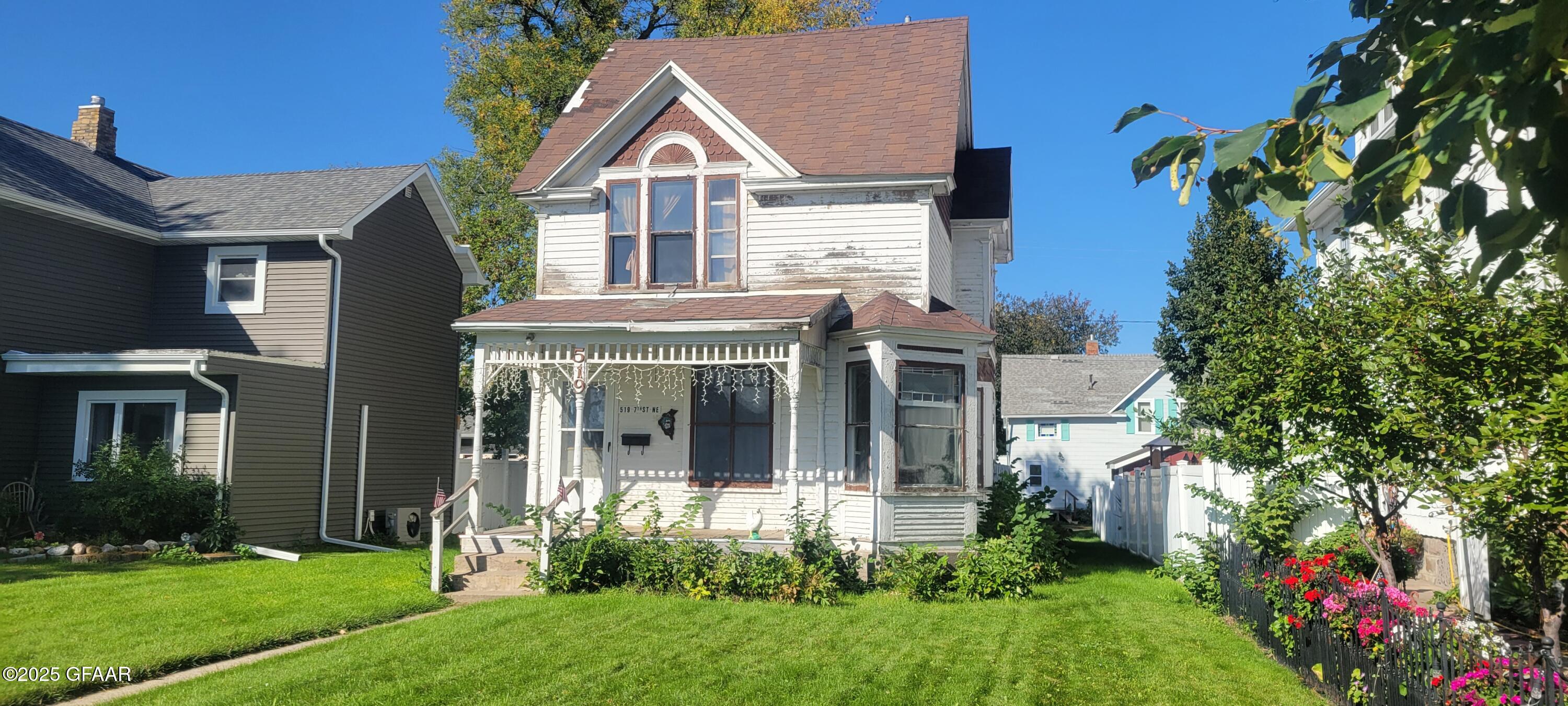 main property photo 3