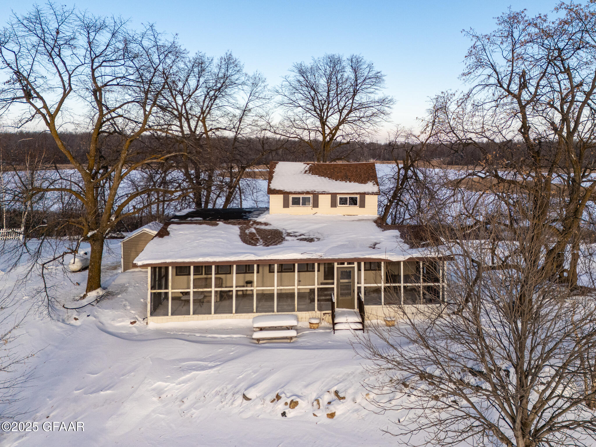 property viewer photo 1