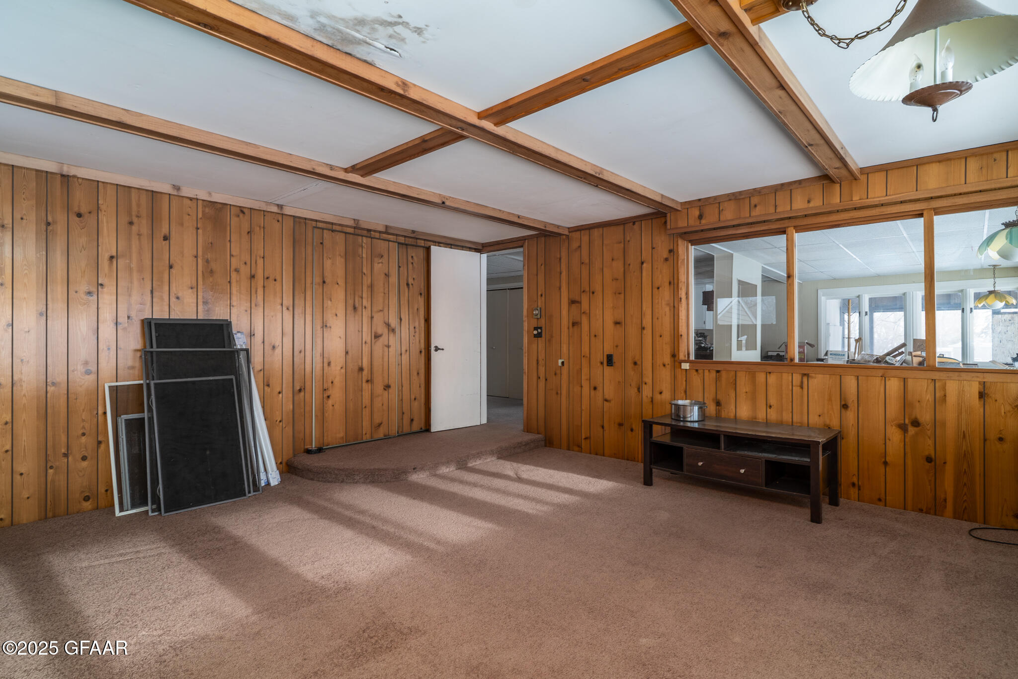 property viewer photo 11