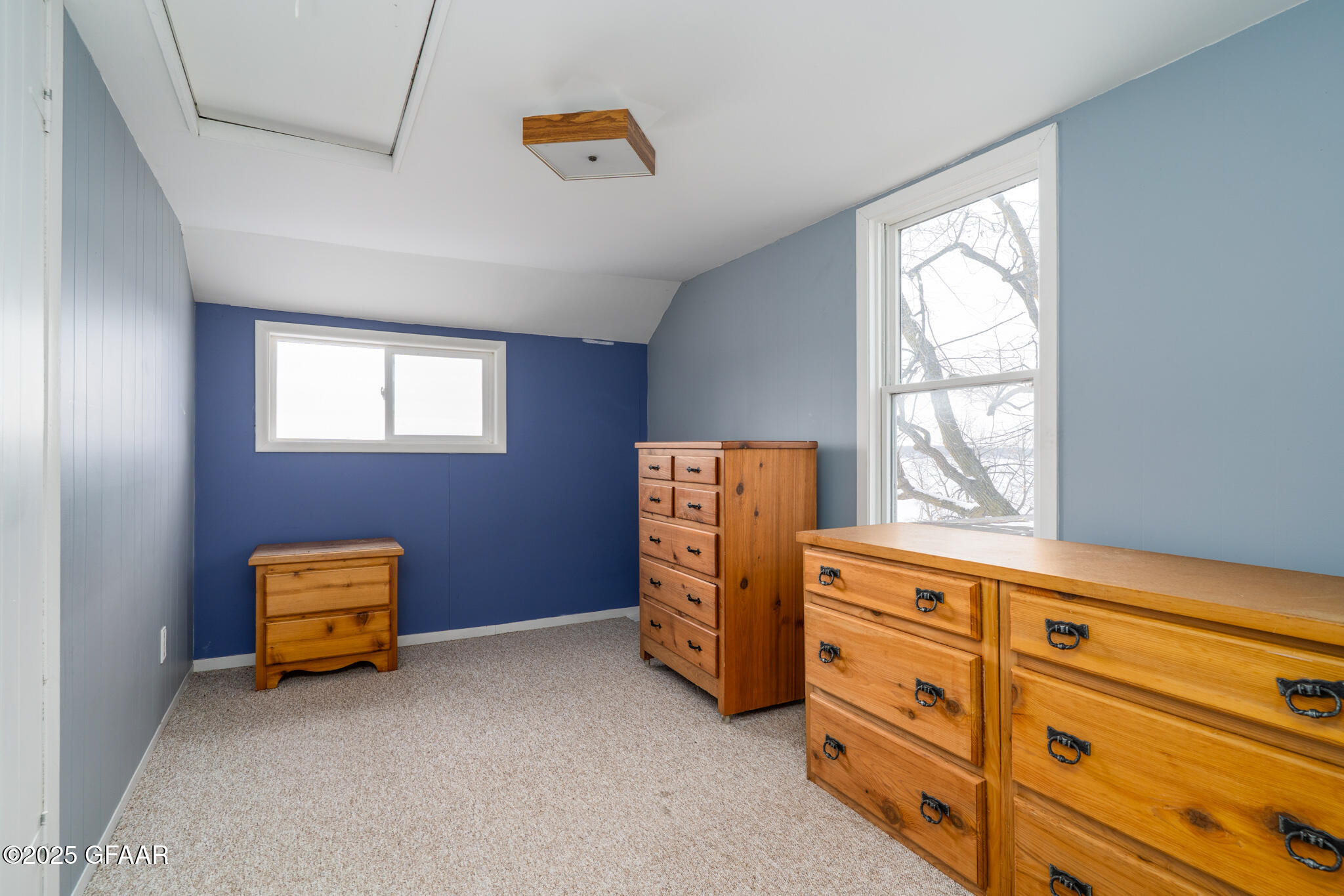 property viewer photo 16