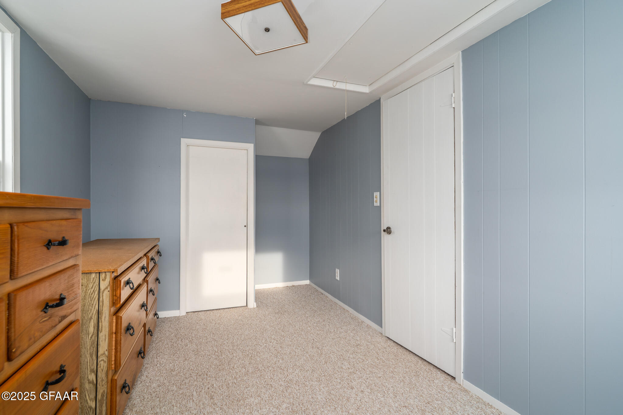 property viewer photo 17