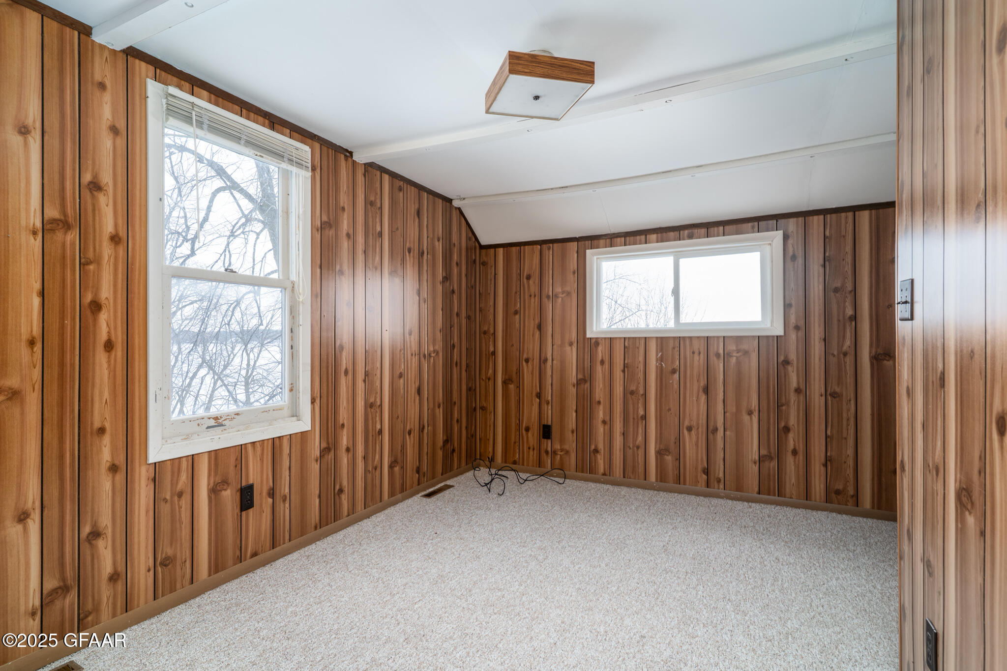 property viewer photo 19