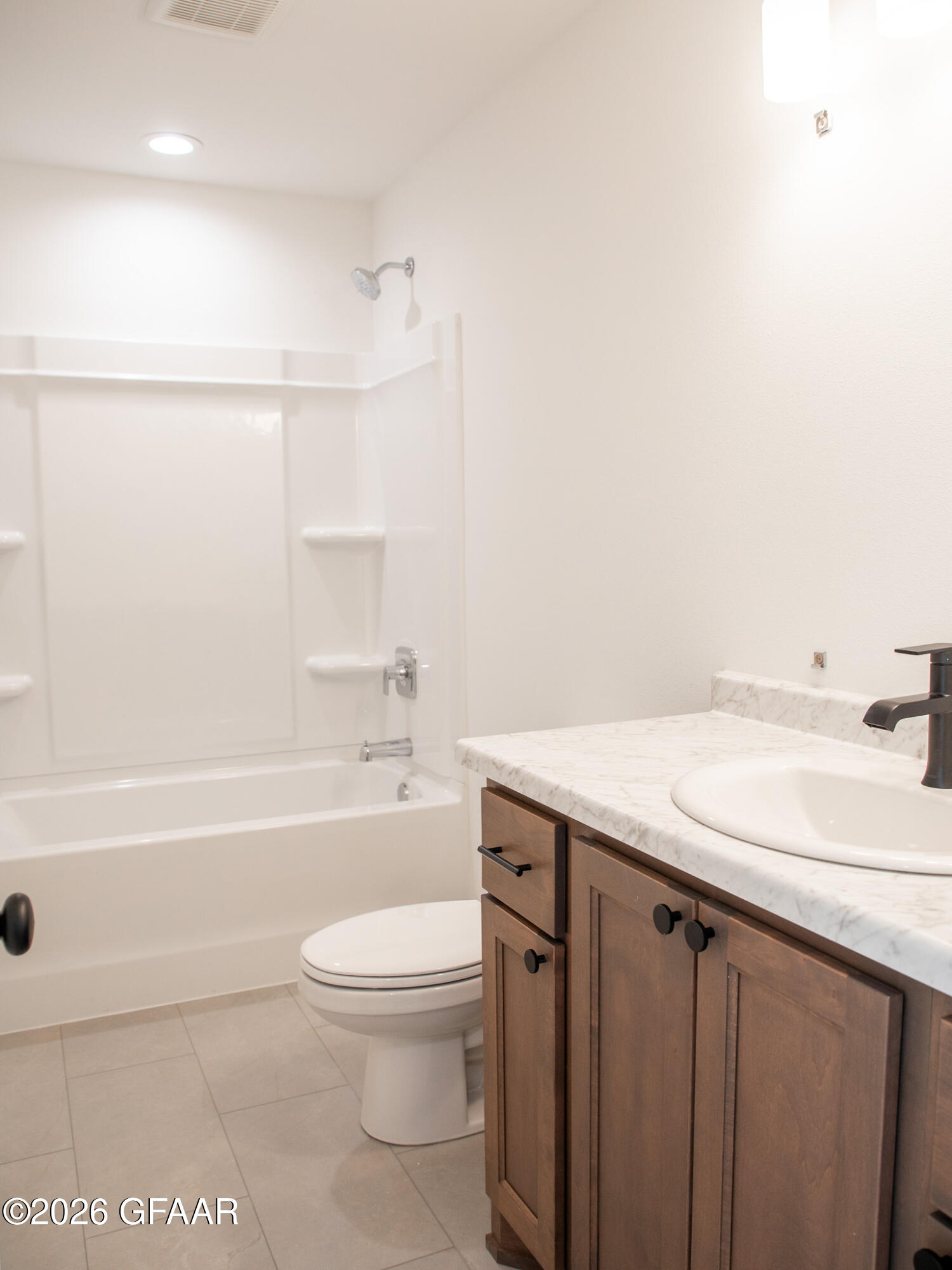property viewer photo 7