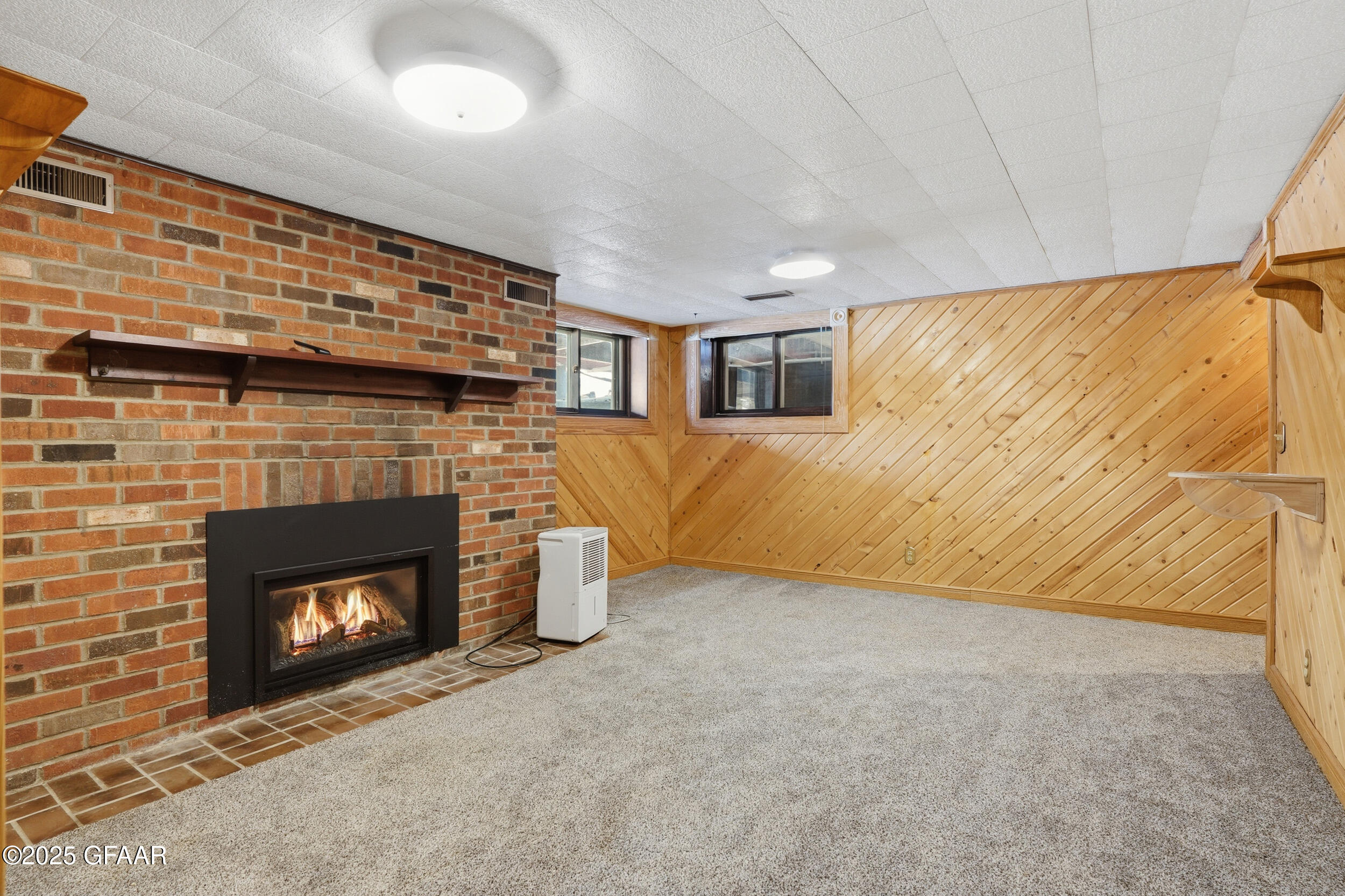 property viewer photo 18