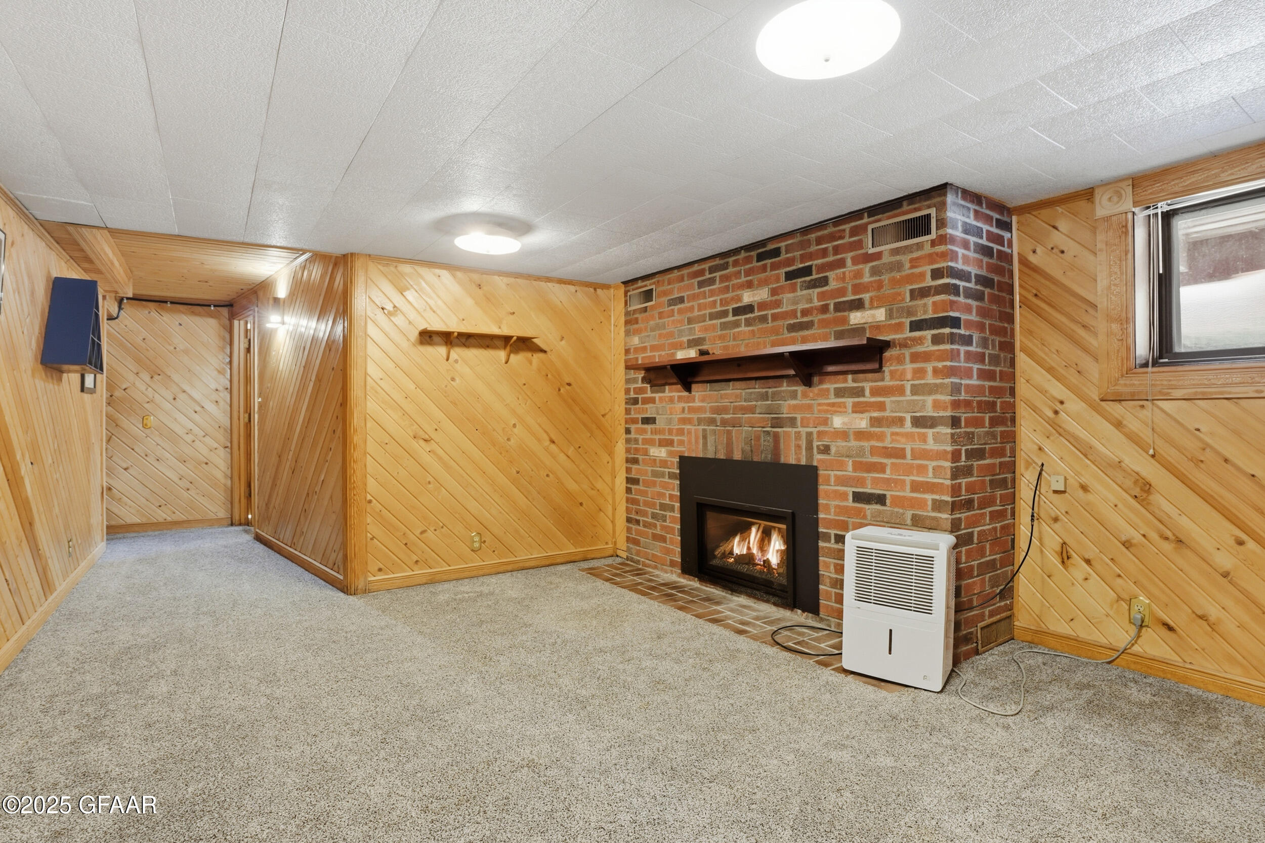 property viewer photo 19
