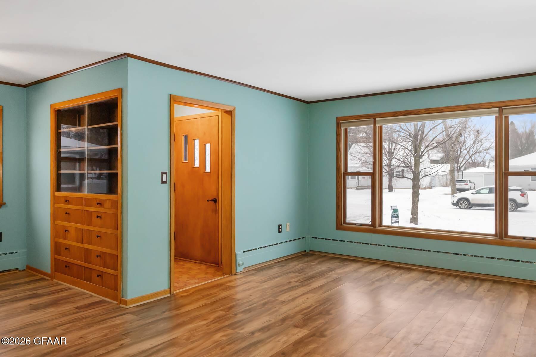 property viewer photo 1