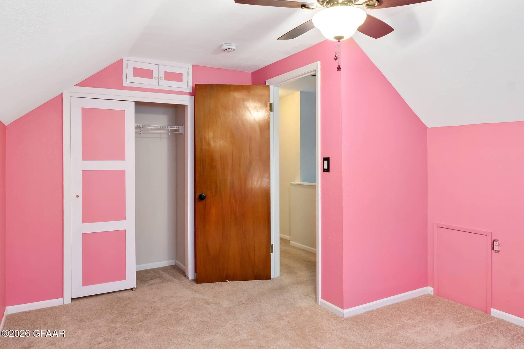 property viewer photo 13